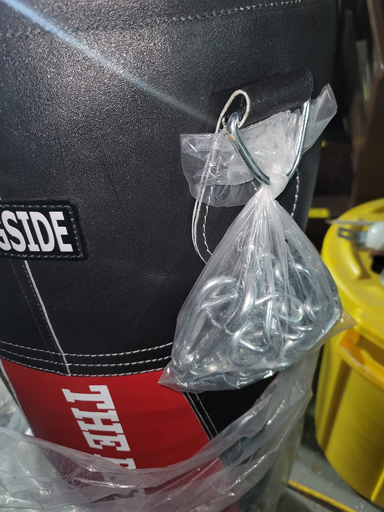 Ringside Large Leather Heavy Bag, Punching Bag for Boxing Training and Workout, Includes Heavy Bag Chain and Swivel customer photo 1