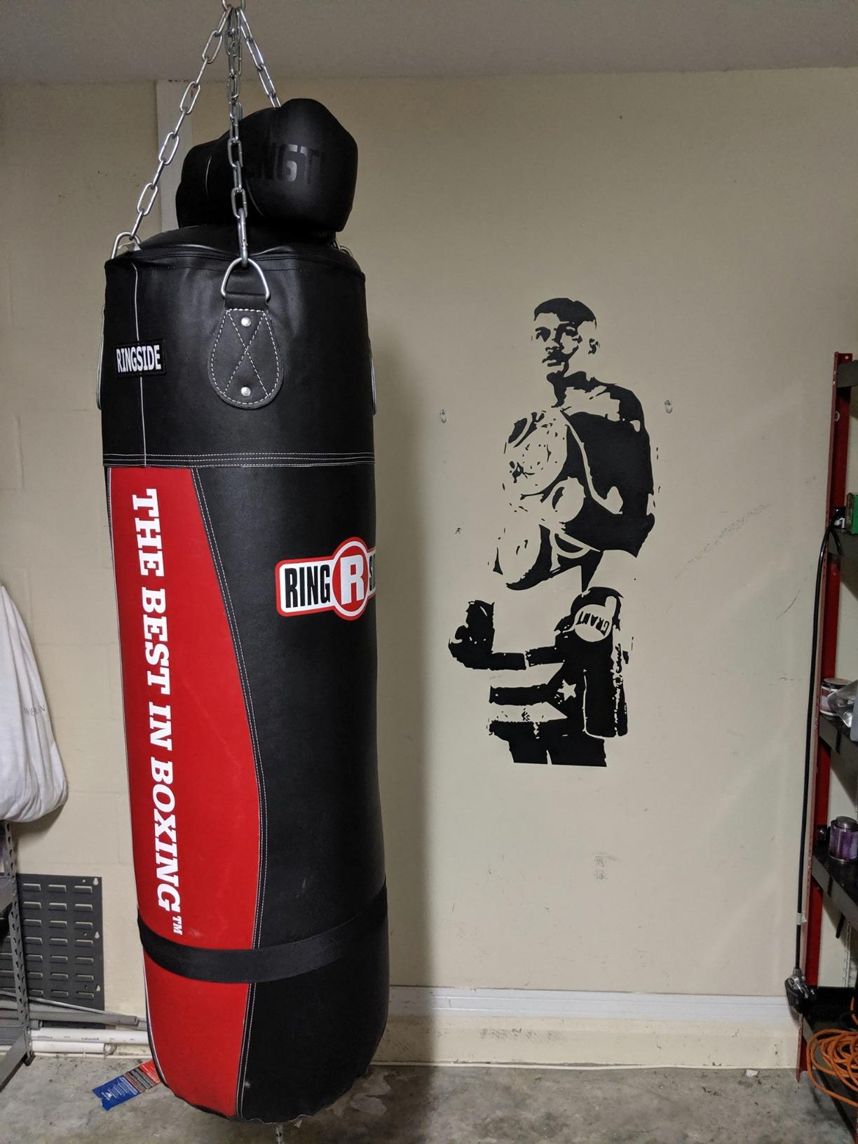 Ringside Large Leather Heavy Bag, Punching Bag for Boxing Training and Workout, Includes Heavy Bag Chain and Swivel customer photo 2