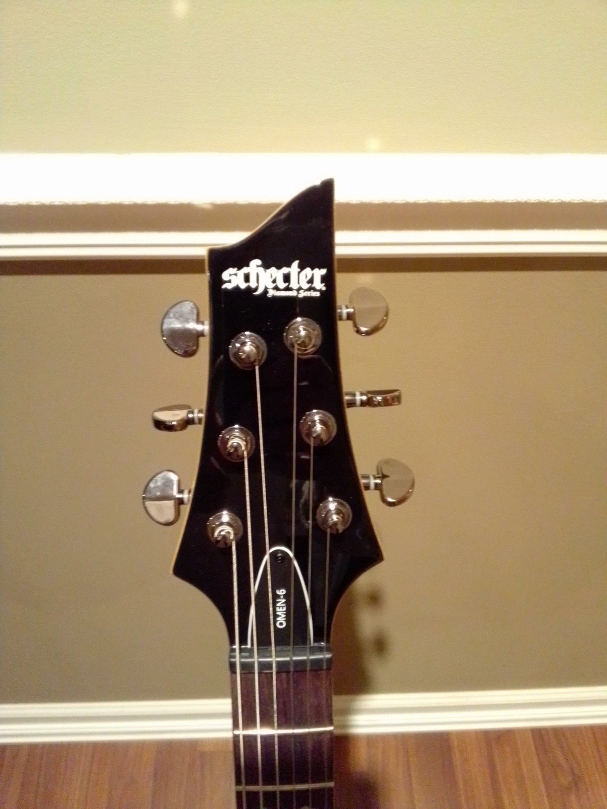 Schecter OMEN-6 6-String Electric Guitar, Black customer photo 2