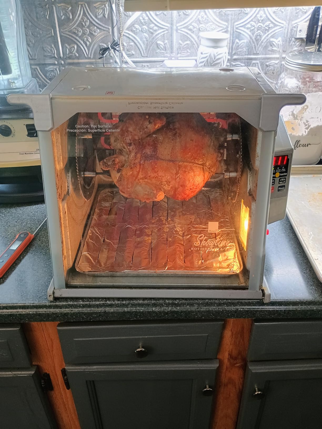 Ronco Showtime Large Capacity Rotisserie & BBQ Oven Modern Edition, Simple Switch Controls, Silicone Door Tie, Perfect Preset Rotation Speed, Self-Basting, Auto Shutoff, Stainless Steel customer photo 1