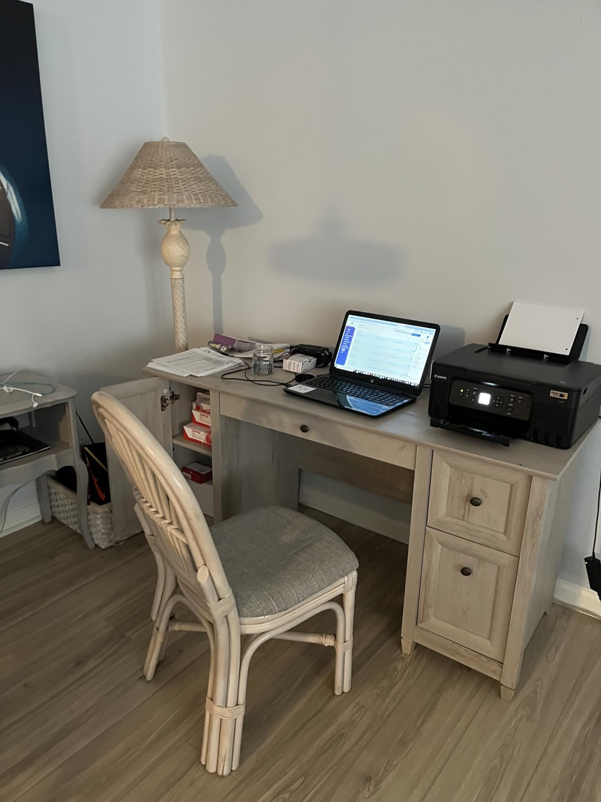 Sauder Edge Water Computer Desk with Storage Drawers, Home Office Desk, in Estate Black customer photo 1