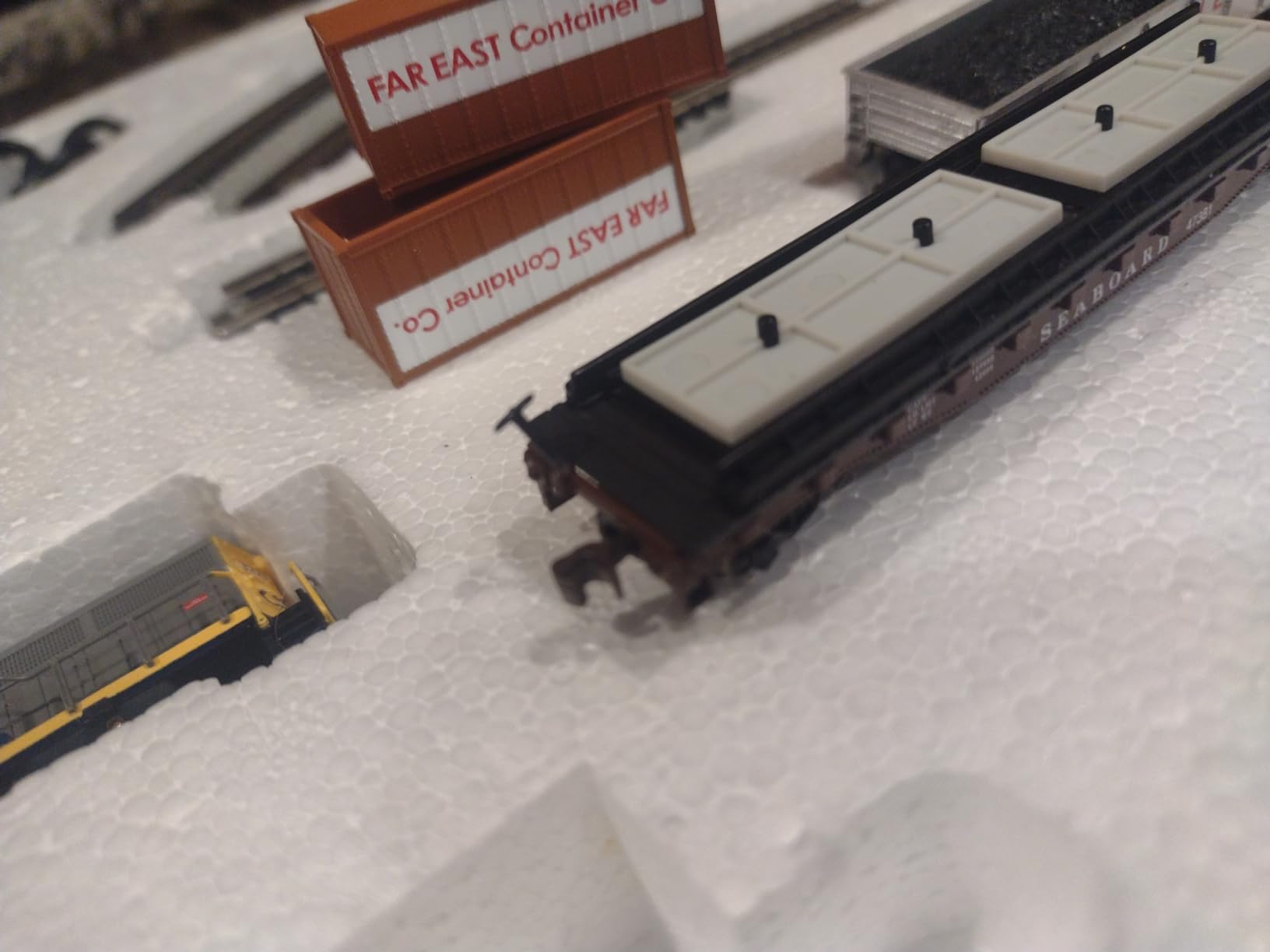 Bachmann Trains - Freightmaster Ready To Run 60 Piece Electric Train Set - N Scale customer photo 2