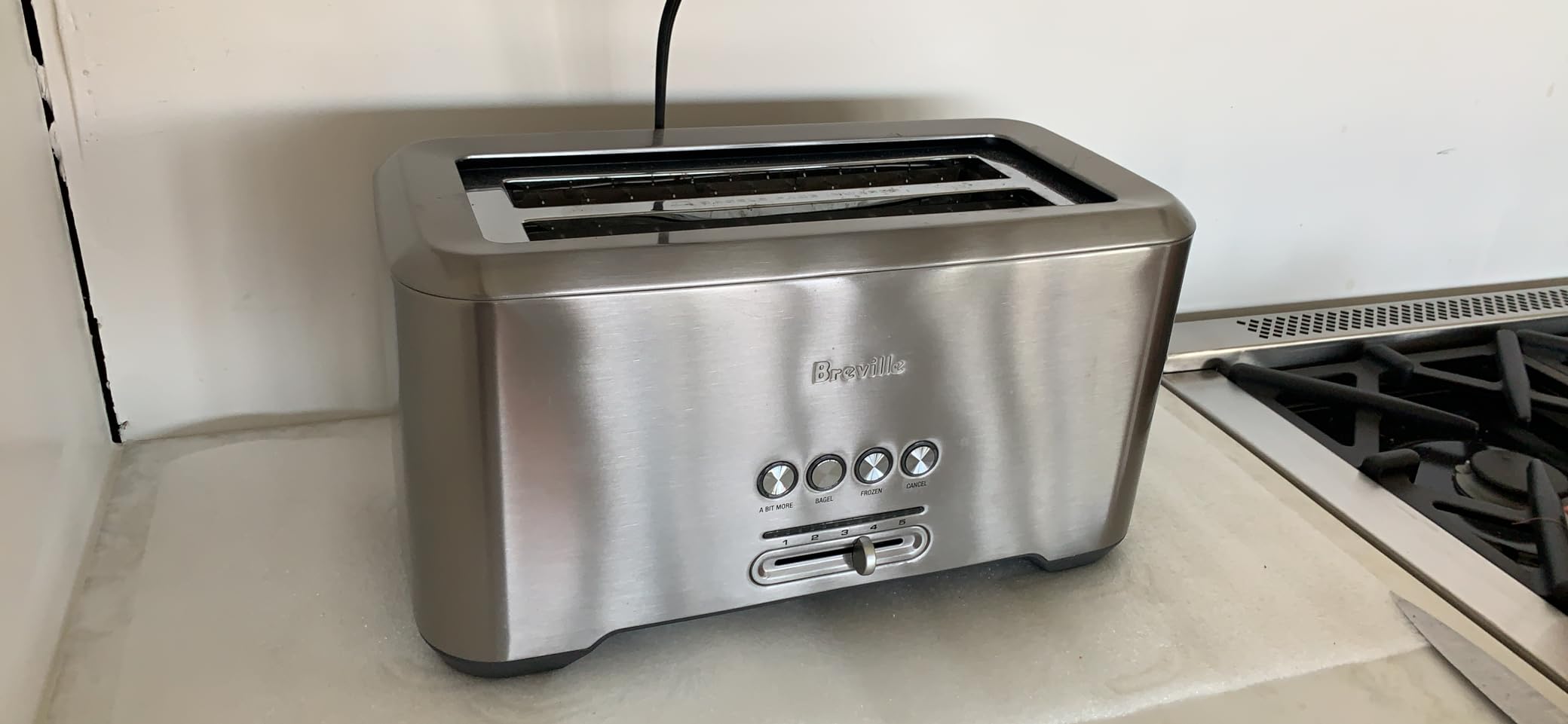 Breville BTA730XL Bit More Toaster, 4 Slice, Brushed Stainless Steel | Toast bagels and thick, artisanal bread evenly in wide slots | Includes 'A Bit More' and 'Lift & Look' and defrost function customer photo 1