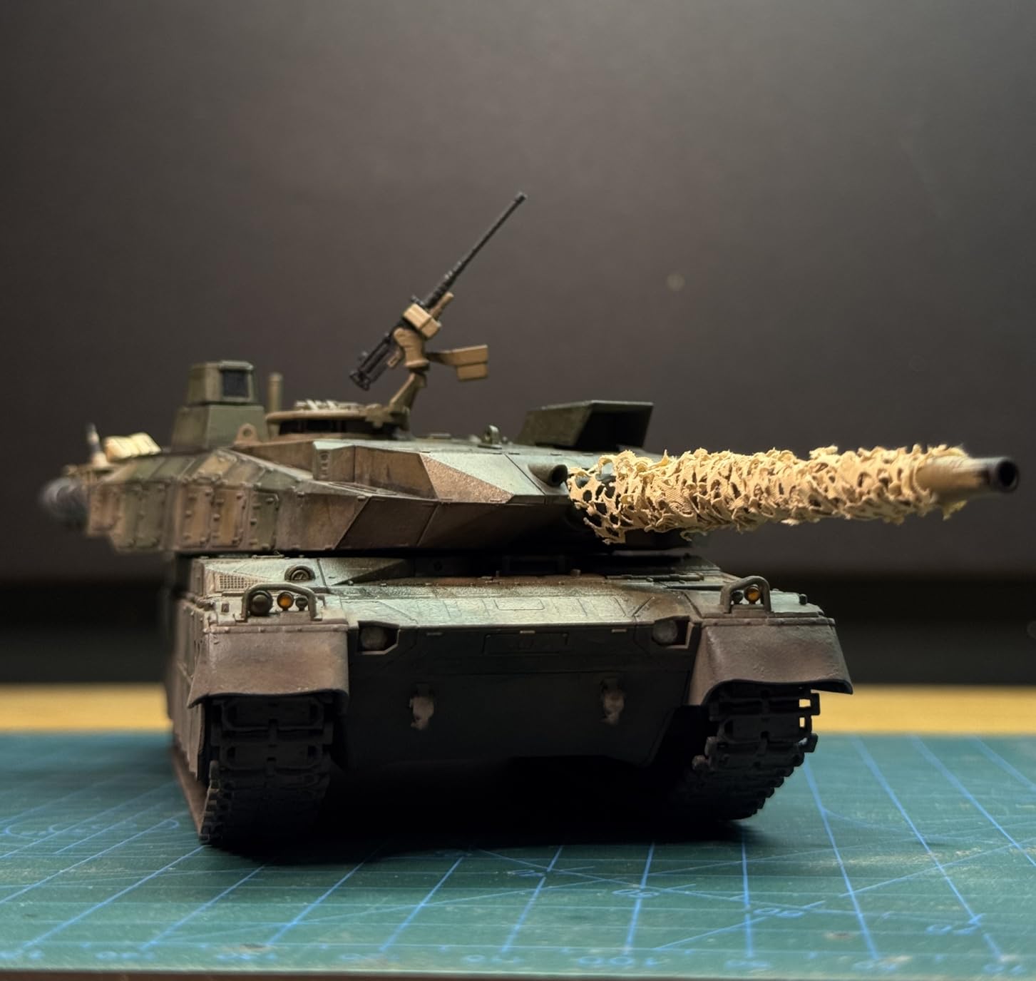 Tamiya JGSDF Type 10 MBT Tank 1/35 customer photo 1
