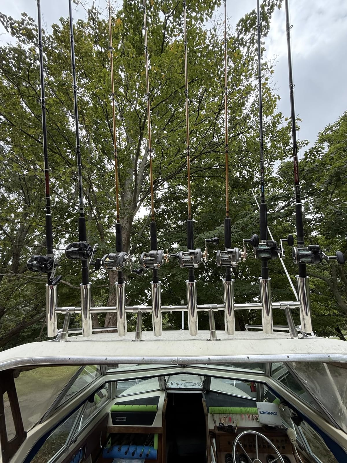 Amarine Made 6 Tube Adjustable Stainless Rocket Launcher Rod Holders, Can Be Rotated 360 Deg customer photo 1