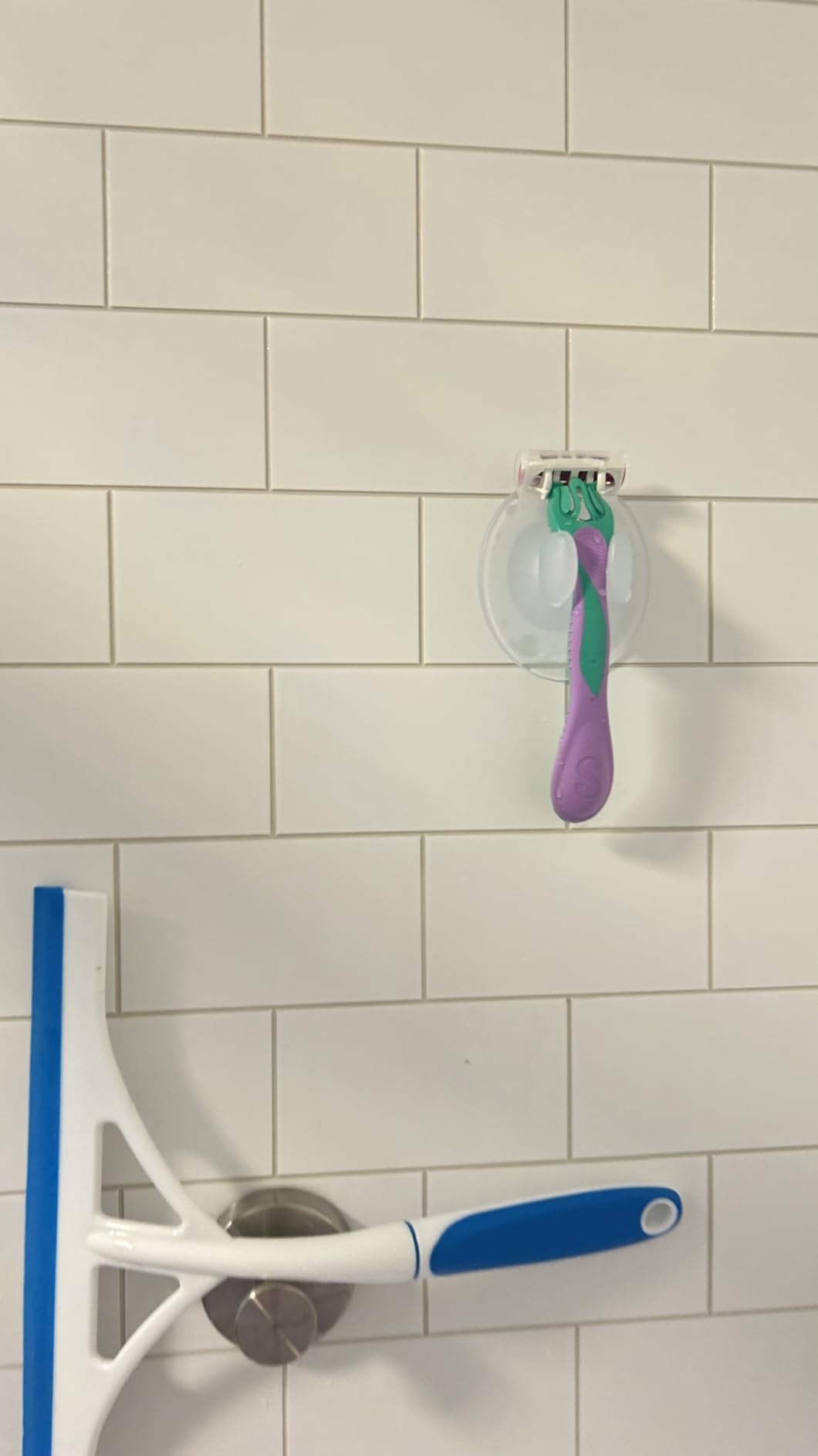 OXO Good Grips Suction Razor Holder | Attaches to Shower Wall, Holds Razors Upright, Ventilated for Drying, Ideal for the Shower customer photo 2