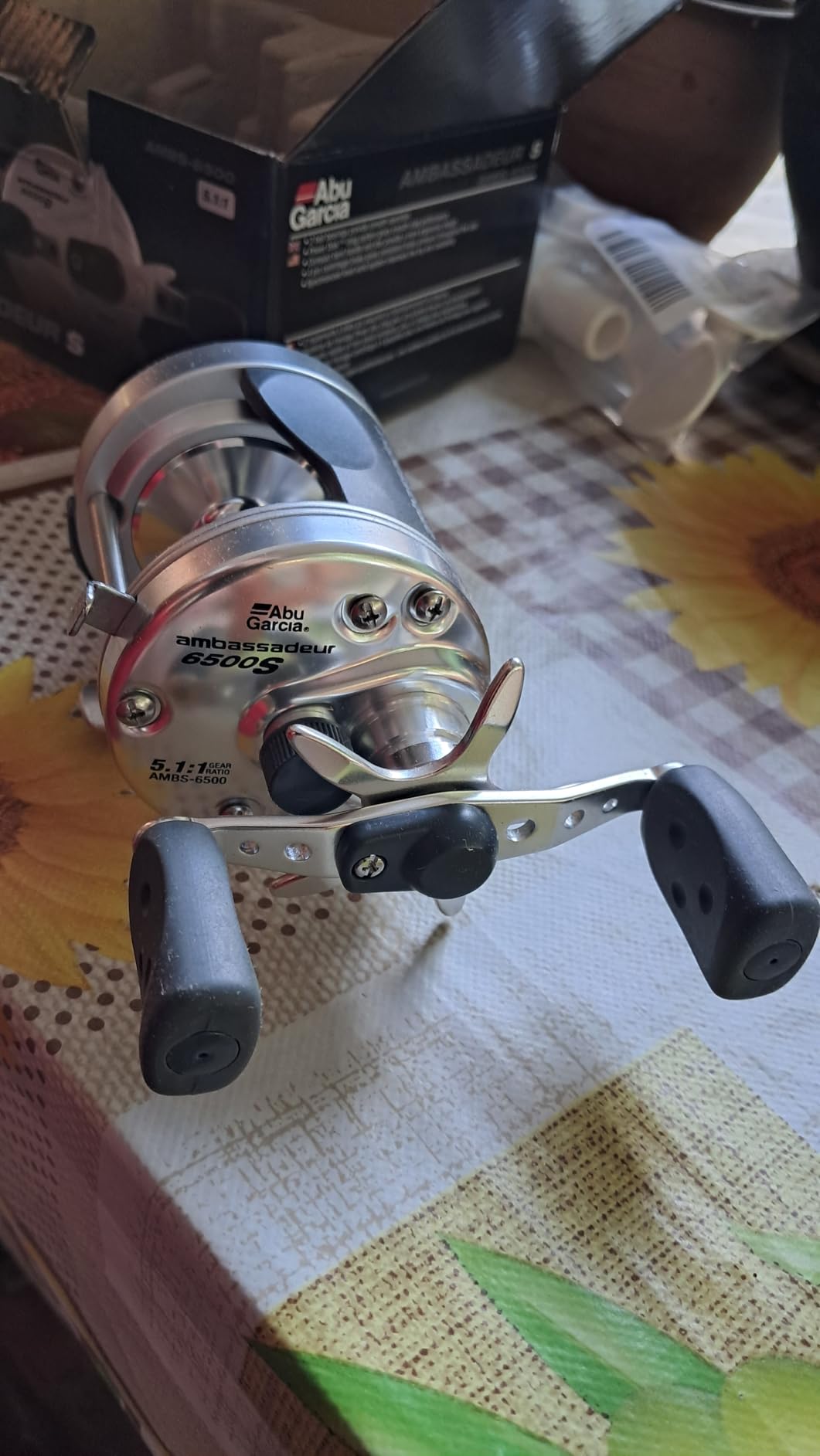 Abu Garcia Ambassadeur S Baitcast Round Fishing Reel customer photo 1