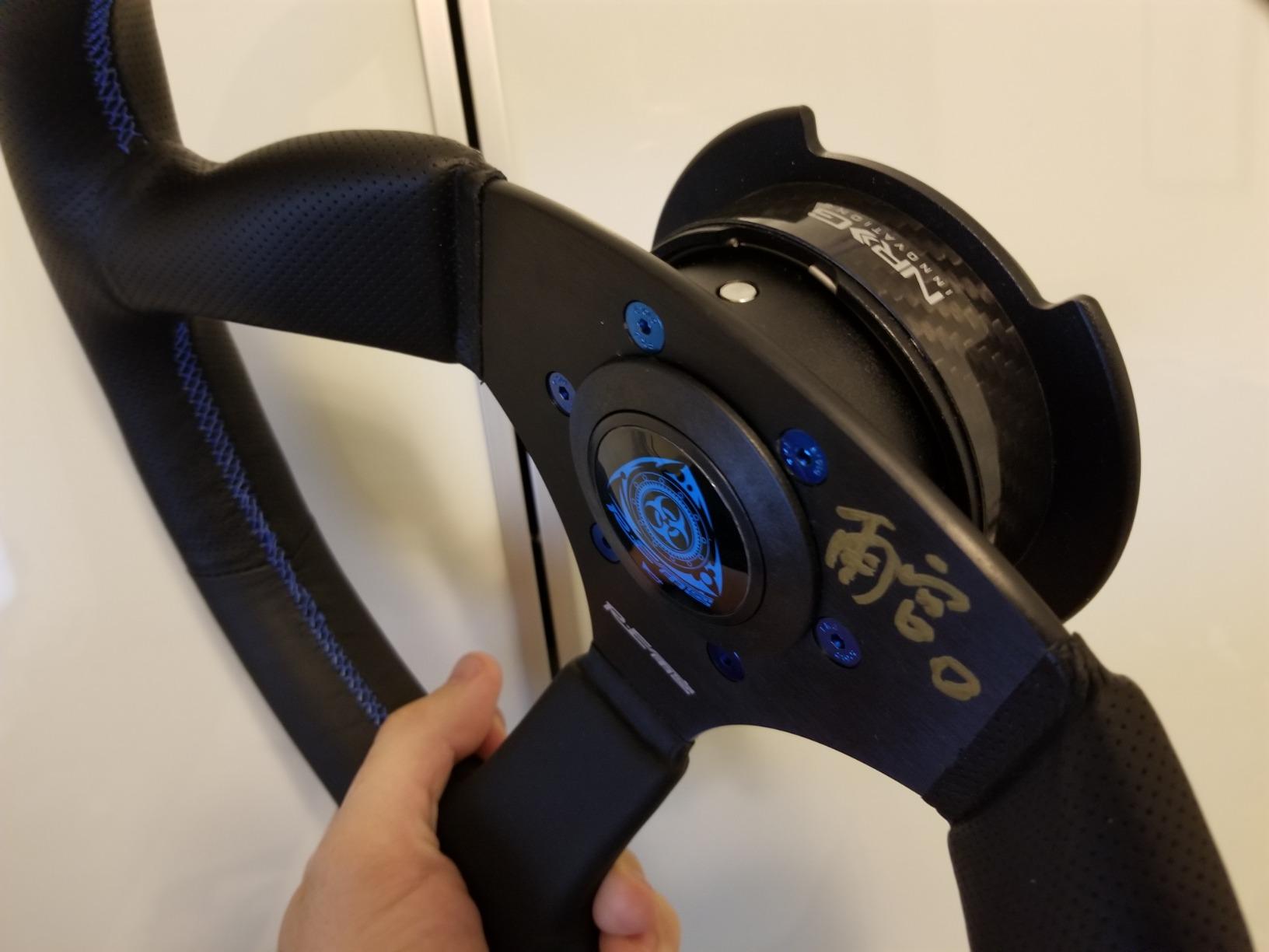 NRG Innovations Gen 2.5 Steering Wheel Quick Release Kit (Black/CF Ring), 6x70 and 6x74mm Bolt Patterns, NRG-SRK-250CF customer photo 1