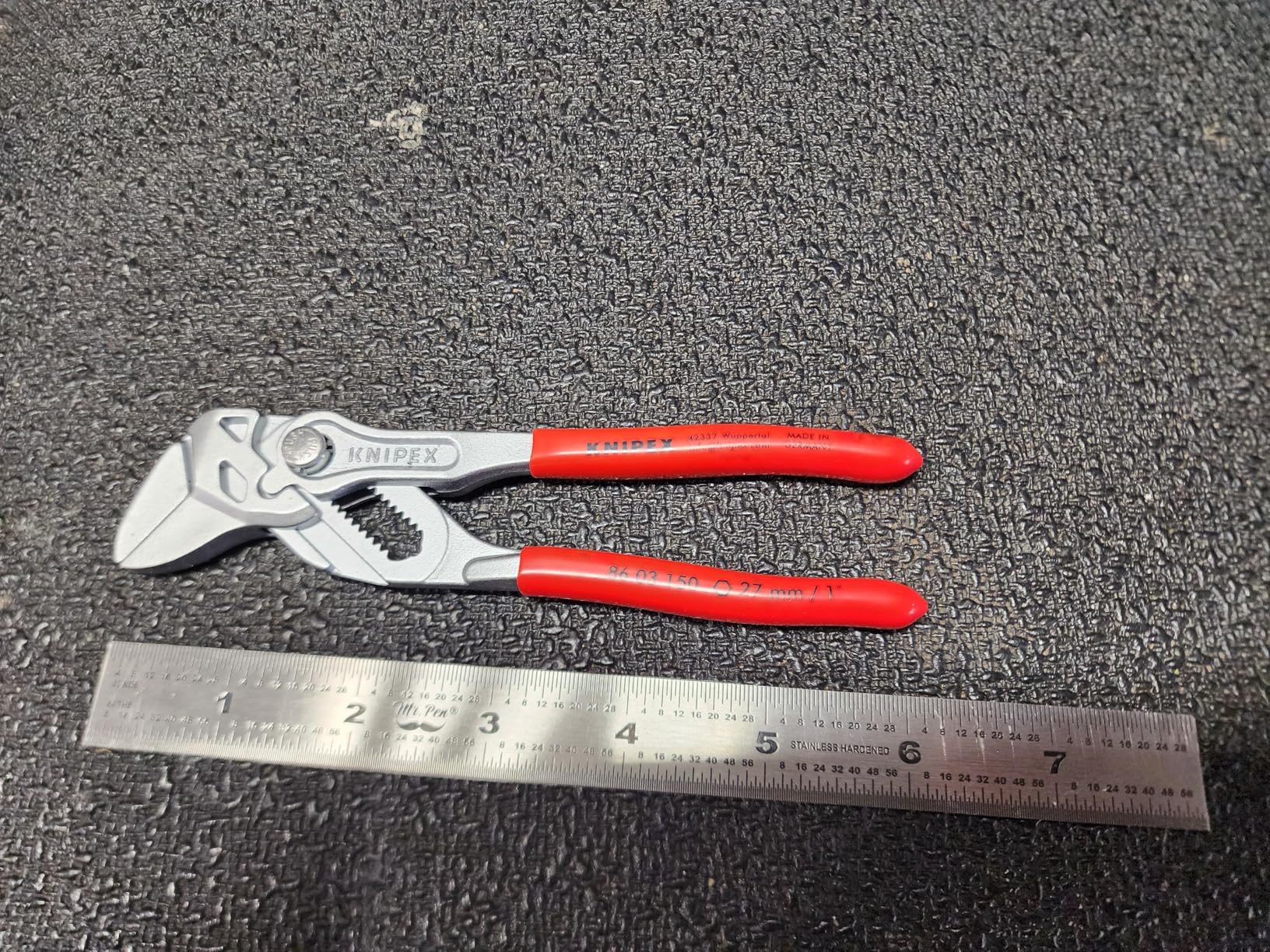 KNIPEX Tools 86 03 125, 5-Inch Mini Pliers Wrench customer photo 2
