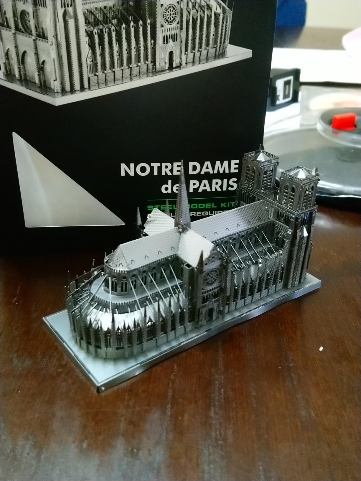 Metal Earth Fascinations Premium Series Notre Dame Cathedral 3D Metal Model Kit customer photo 2