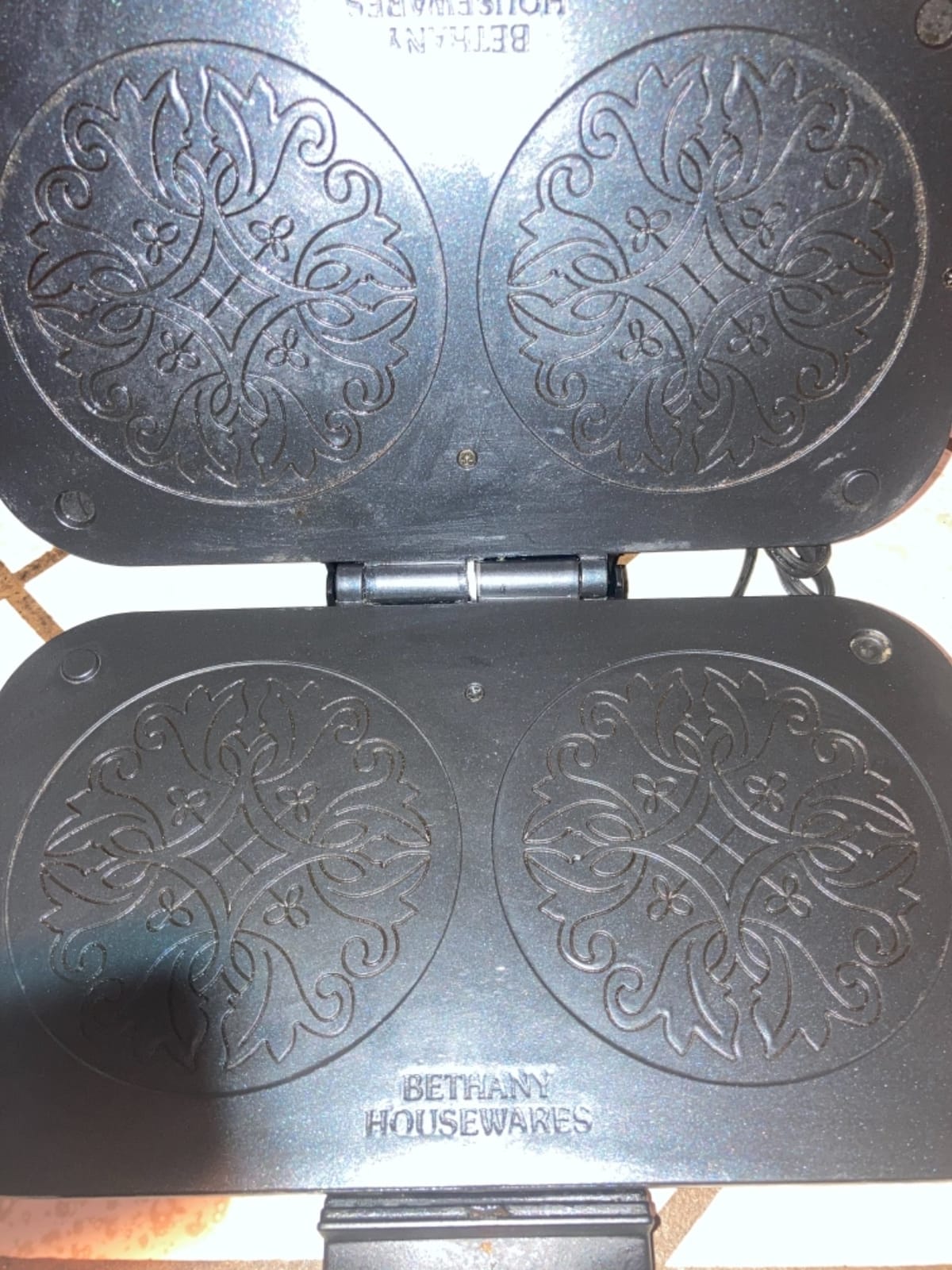 Krumkake Baker - Non Stick customer photo 2