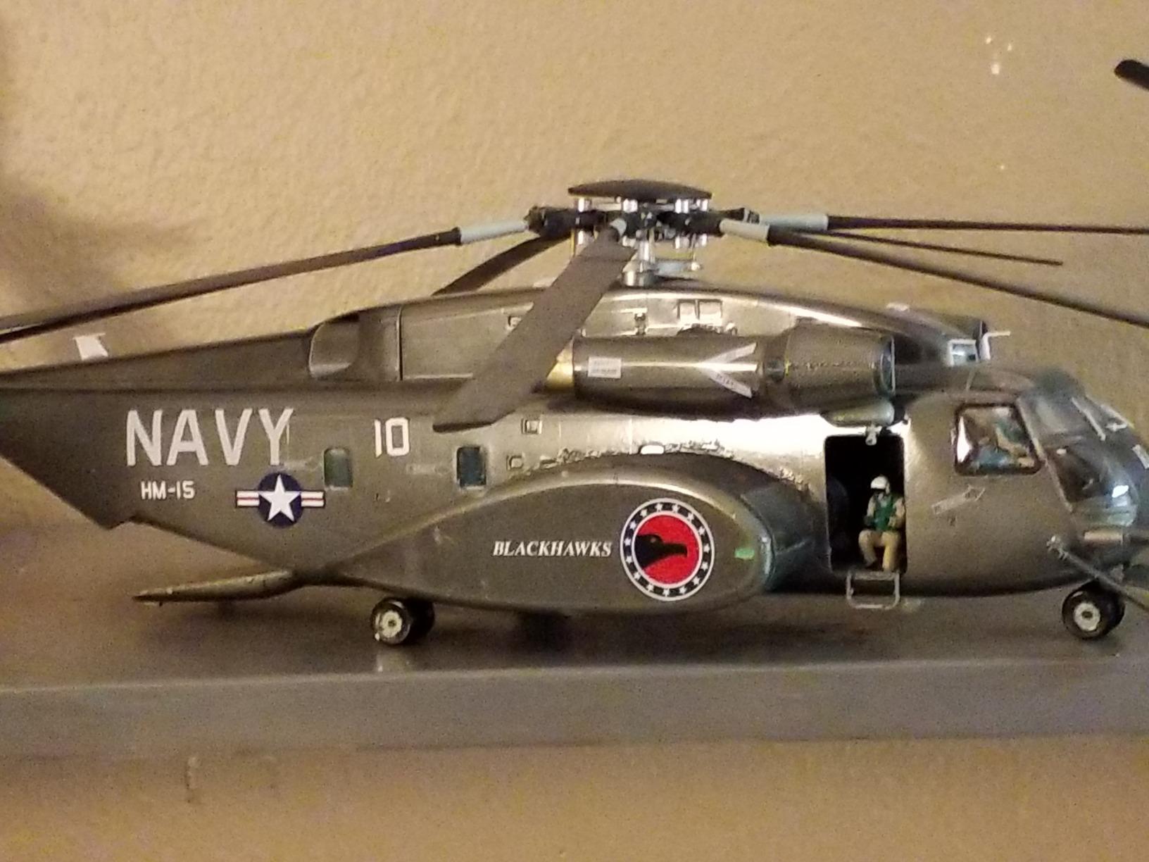 Academy 1/48 Scale Model kit 1/48 MH-53E SEA Dragon 12703 | Academy 12703 is a 1/48 scale plastic model kit of the MH-53E Sea Dragon Helicopter. customer photo 1