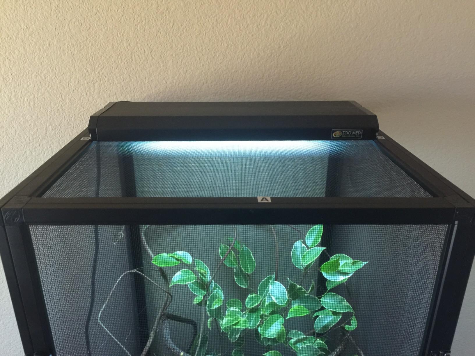 Zoo Med ReptiSun 5.0 T5-HO 14