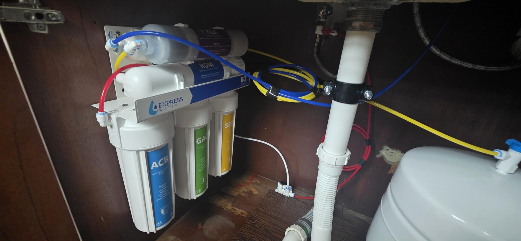 Express Water ROALK5D, 10-Stage Under Sink RO System, Alkaline, 50 GPD | NSF Certified 372, Deluxe Chrome Facuet, Reduces 99% of Impurities, BPA Free, Leak Detection customer photo 1