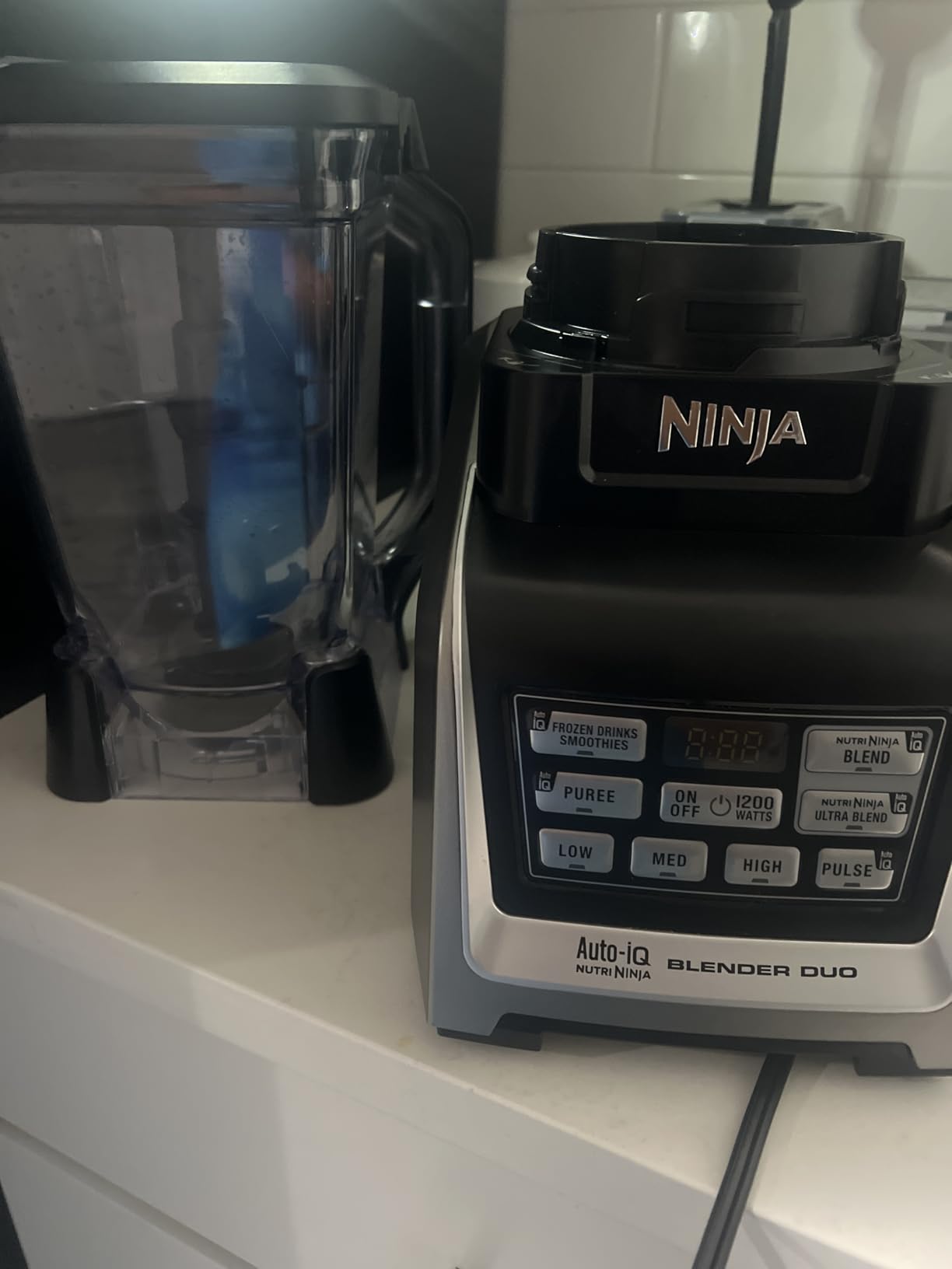 Ninja Nutri Personal & Countertop Blender, 1200W Auto-iQ, Black, BL642 | Auto-iQ base blends smoothies & shakes. 72-oz pitcher plus 18, 24 & 32-oz to-go cups w/ spout lids. Dishwasher safe. customer photo 2