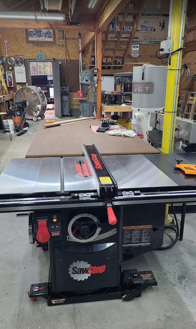 SawStop 10-Inch Industrial Cabinet Saw, 5-HP, 36-Inch Industrial T-Glide Assembly (ICS51230-TGI236) customer photo 2