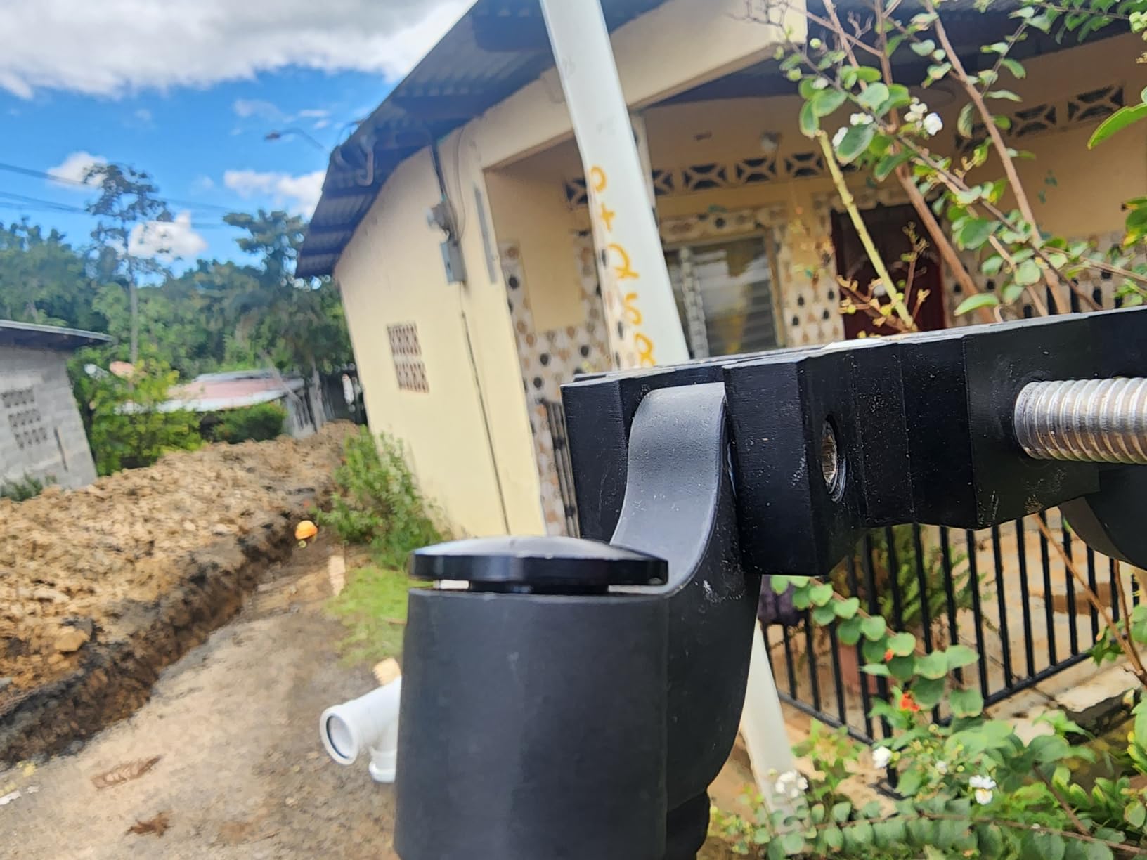 AdirPro Prism Pole Tripod - Aluminum Range Pole Tripod - Use for Survey Pole, Rover Rod, GPS Pole, Leveling Staff - GNSS RTK Rod Stand - Survey Equipment for Total Station Surveying (Yellow) customer photo 1