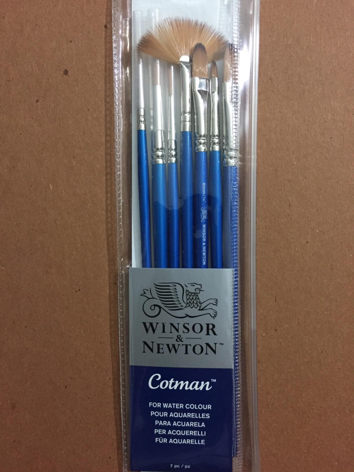 Winsor & Newton Cotman Brush Set, 7-Piece, Round, Rigger & Multi-Shape | Synthetic, Short Handle, Nickel Plated Brass Ferrule customer photo 1
