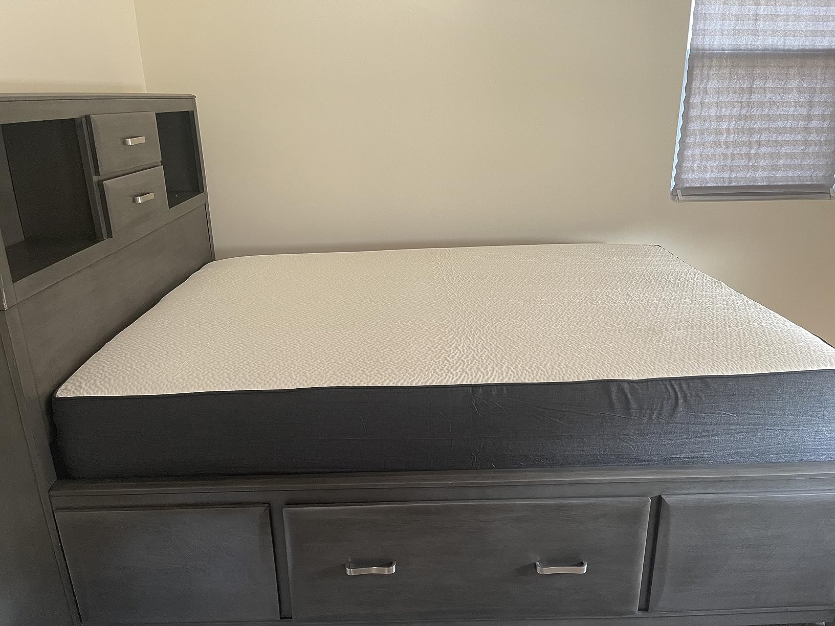 Memory Foam 10-Inch Mattress, CertiPUR-US Certified, Mattress in a Box, Full, White customer photo 1