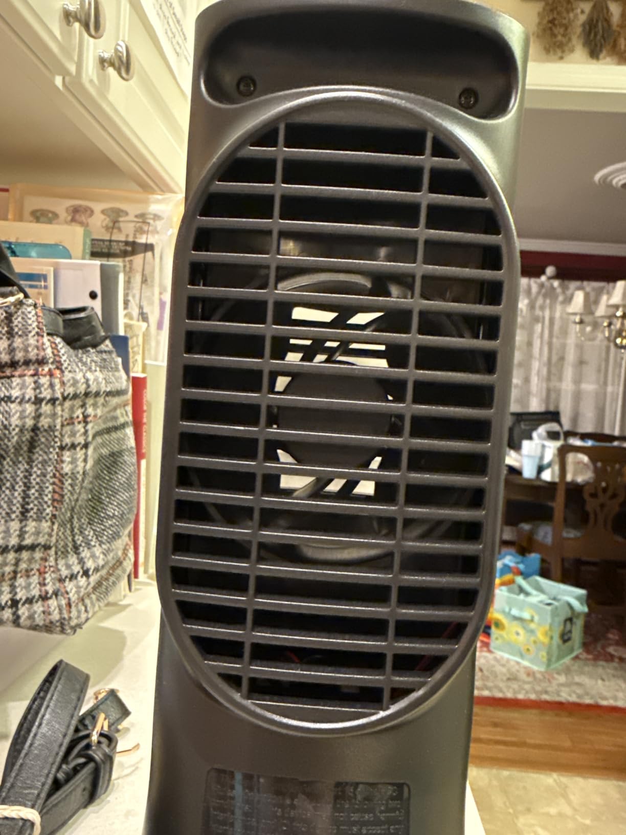 Honeywell QuietSet Personal Table Fan, Oscillating Personal Desk Fan For Bedroom with Quiet Operation, 4 Levels of Power and Sound, Black, HTF210B customer photo 2