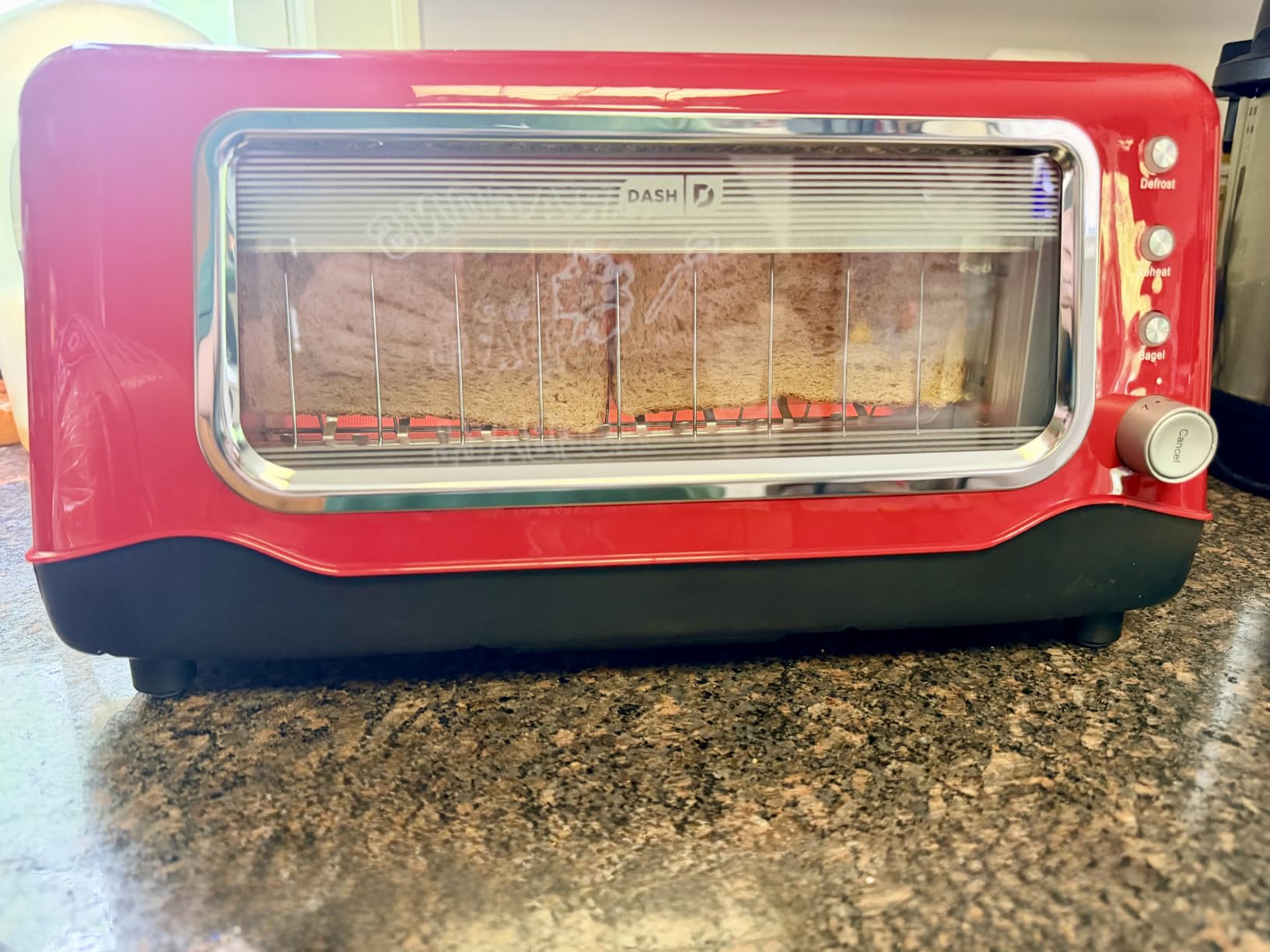 DASH Clear View Toaster: Extra Wide Slot Toaster with See Through Window customer photo 1