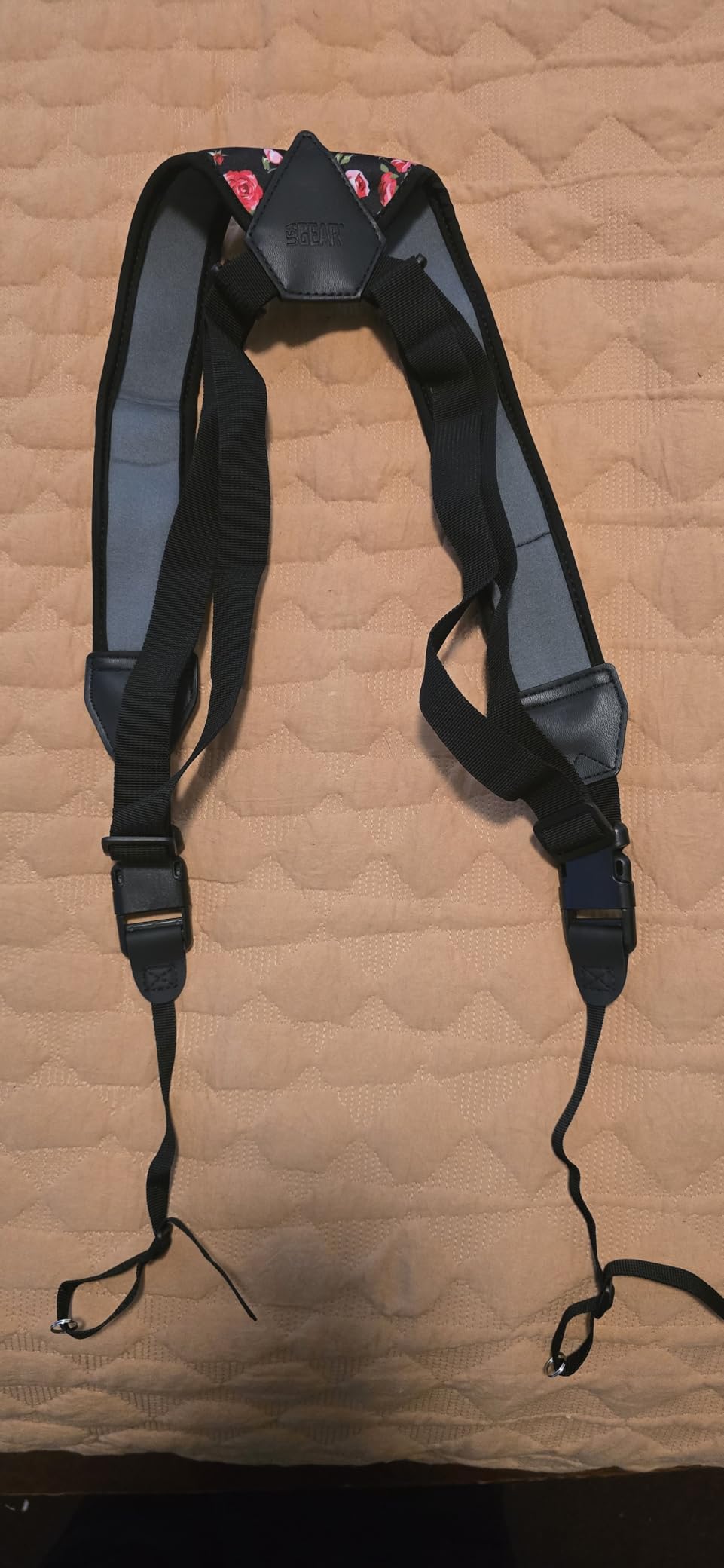 USA Gear DSLR Camera Strap Chest Harness with Quick Release Buckles customer photo 2