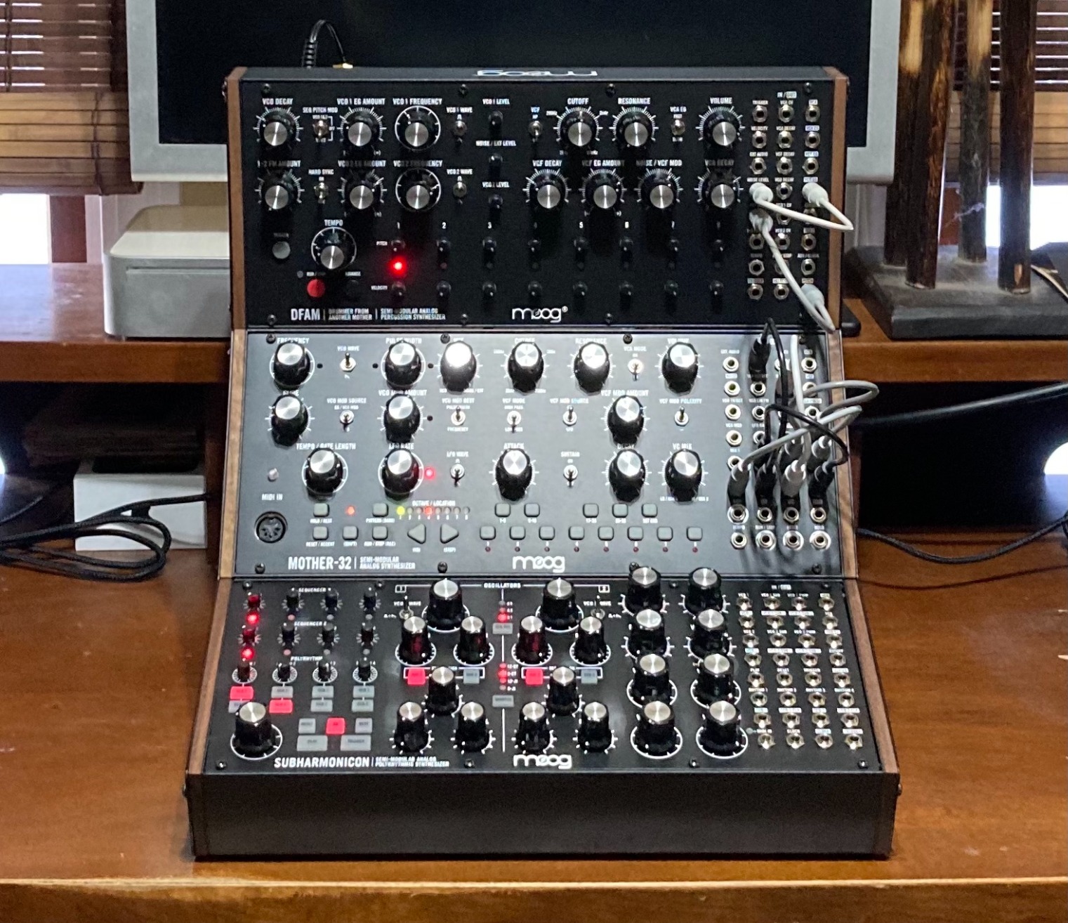 MOOG Mother-32 Semi-Modular Eurorack Analog Synthesizer with 32-Step Sequencer, VC Oscillator and Ladder Filter, MIDI In, Extended Patchbay, CV Jack customer photo 2