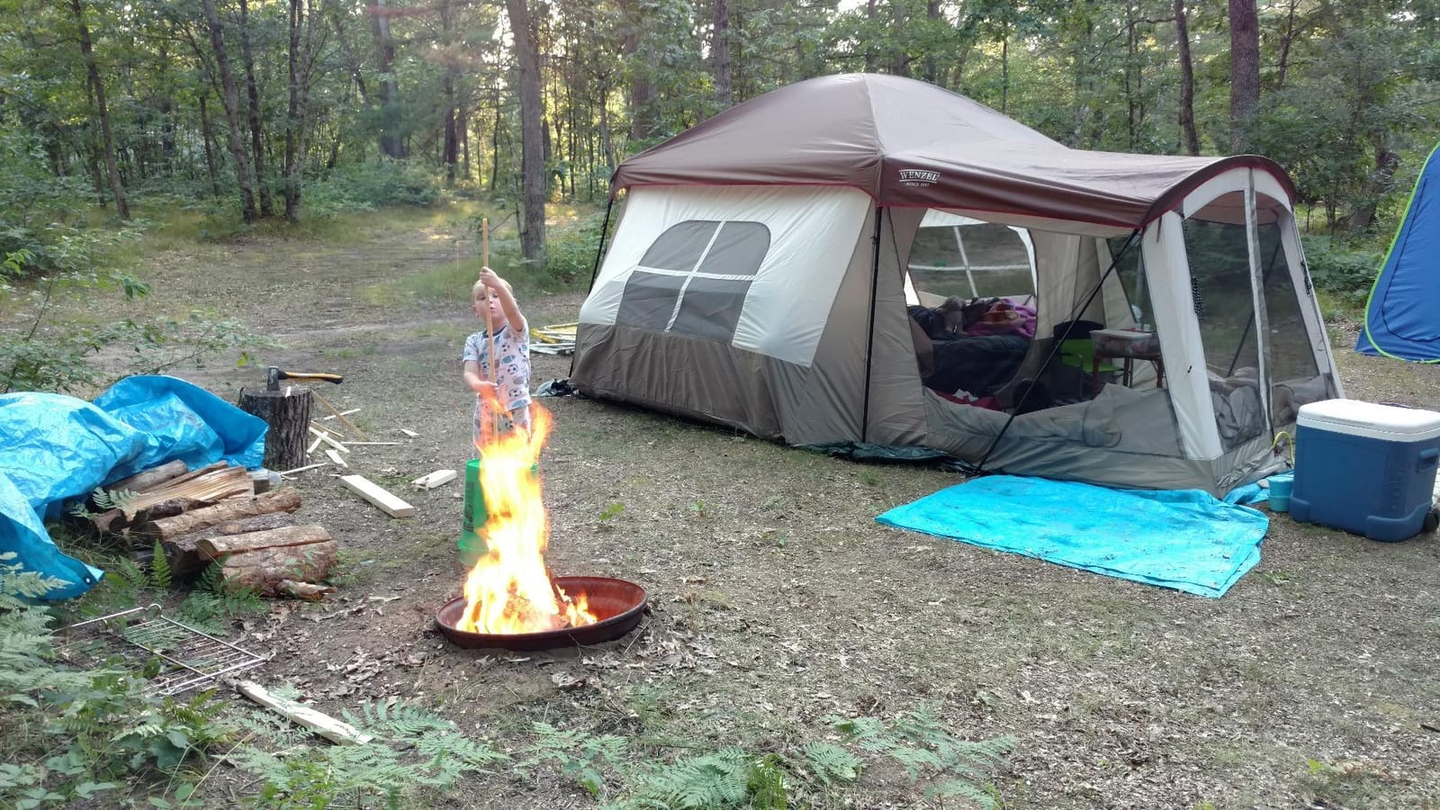Wenzel Klondike 8 Person Water Resistant Tent with Convertible Screen Room for Family Camping customer photo 2