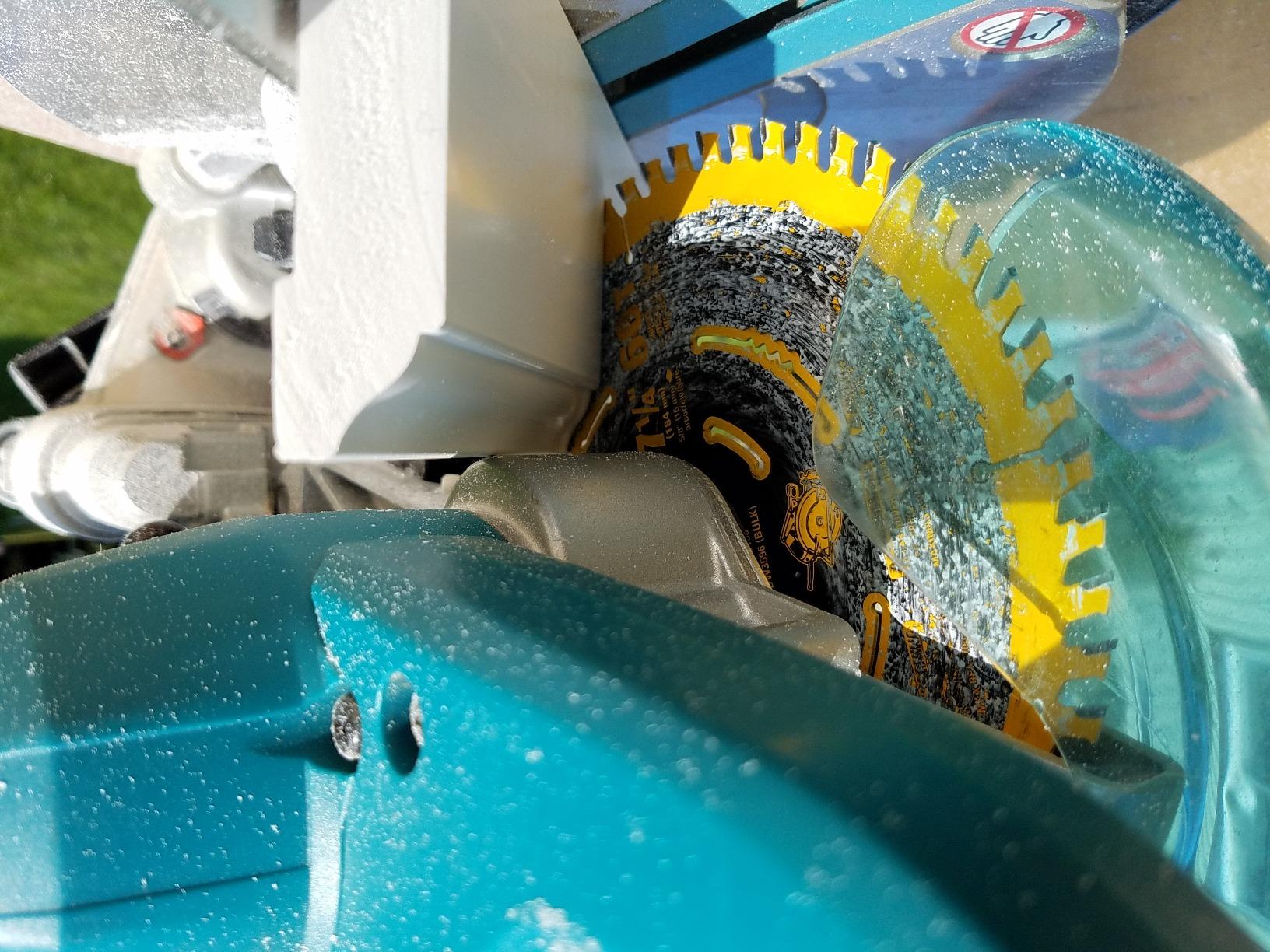 Makita XSL02Z 18V X2 LXT Lithium-Ion Brushless Cordless 7-1/2 in. Dual Slide Compound Miter Saw, Tool Only customer photo 1