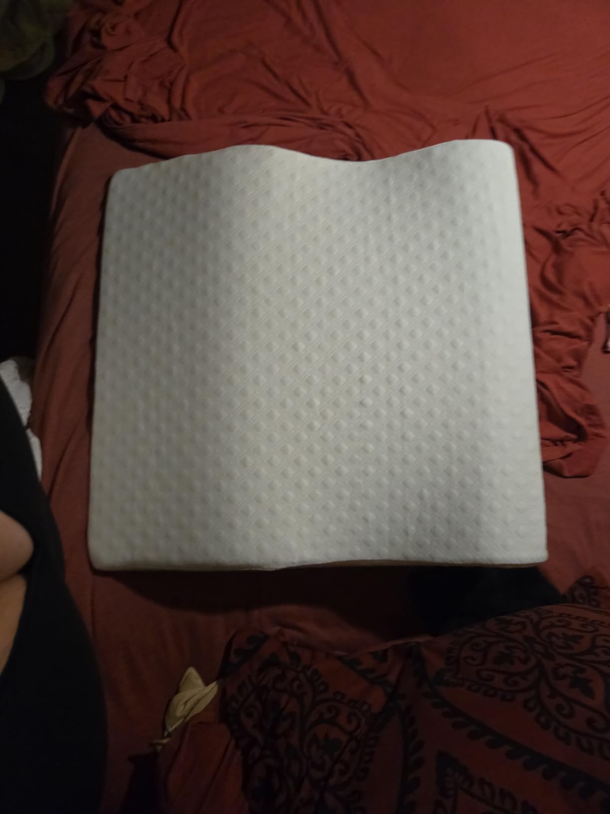 Aeris Wedge Pillow for Sleeping, Acid Reflux, and Snoring - Memory Foam Bed Wedge, 19-Degree Incline - Post-Surgery Recovery, Reading, Leg Elevation - Machine-Washable Cover customer photo 1