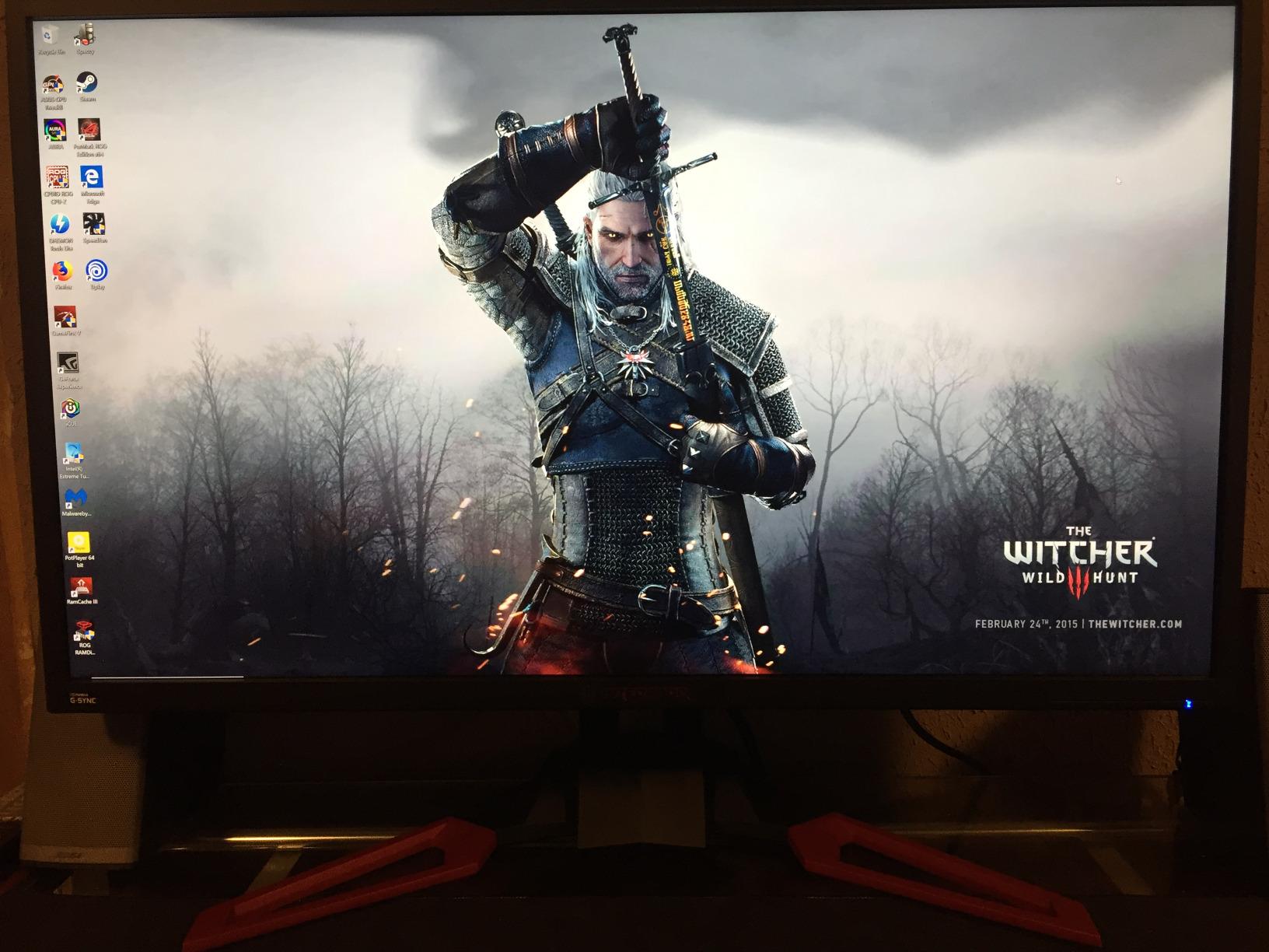 Acer Predator XB321HK bmiphz 32-inch IPS UHD (3840 x 2160) NVIDIA G-Sync Widescreen Display (2 x 2w Speakers, 4- USB 3.0 Ports, HDMI & Display Port) customer photo 2
