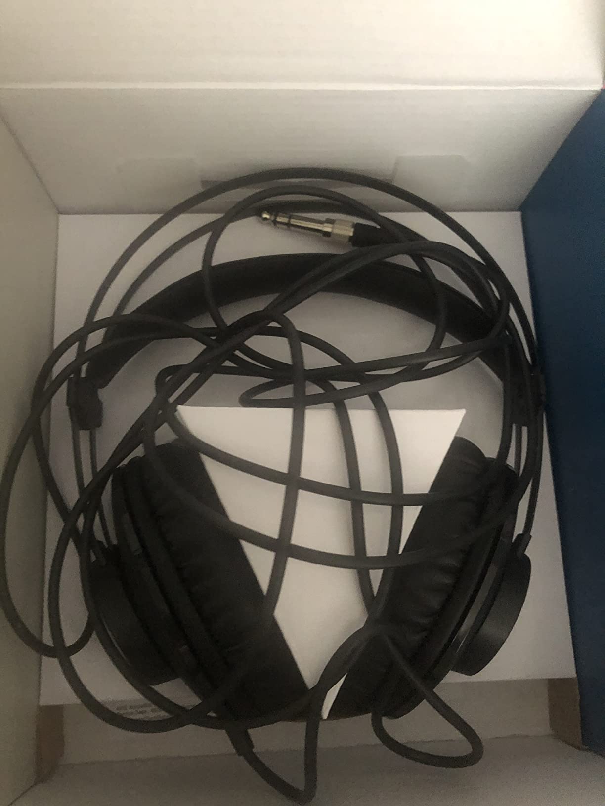 AKG Pro Audio K72 Over-Ear, Closed-Back, High-Sensitivity, High Output 40mm drivers, Studio Professional Headphone. Also Great for Portable Devices. Black. customer photo 2