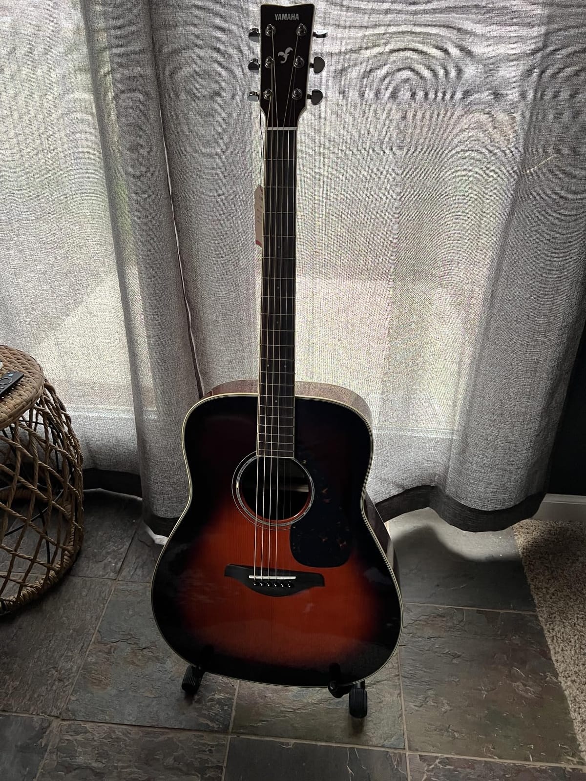 Yamaha FG830 Solid Top Acoustic Guitar, Tobacco Sunburst customer photo 1