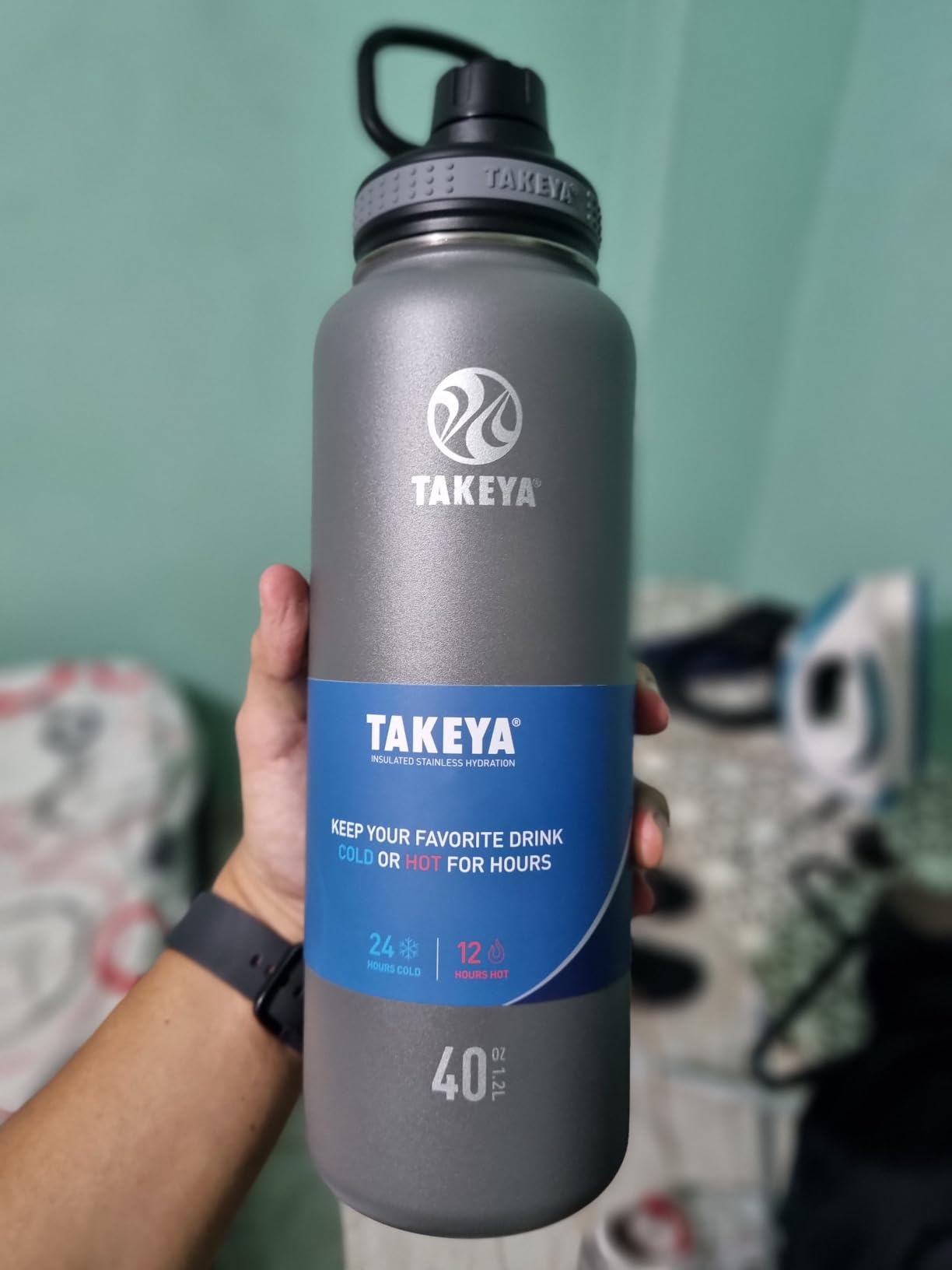 Originals 24 oz Vacuum Insulated Stainless Steel Water Bottle - Leakproof & BPA-Free Spout Lid - Keeps Drinks Cold 24 Hrs/Hot 12 Hrs - Double-Wall Design - Ideal for Active Lifestyles, White customer photo 2