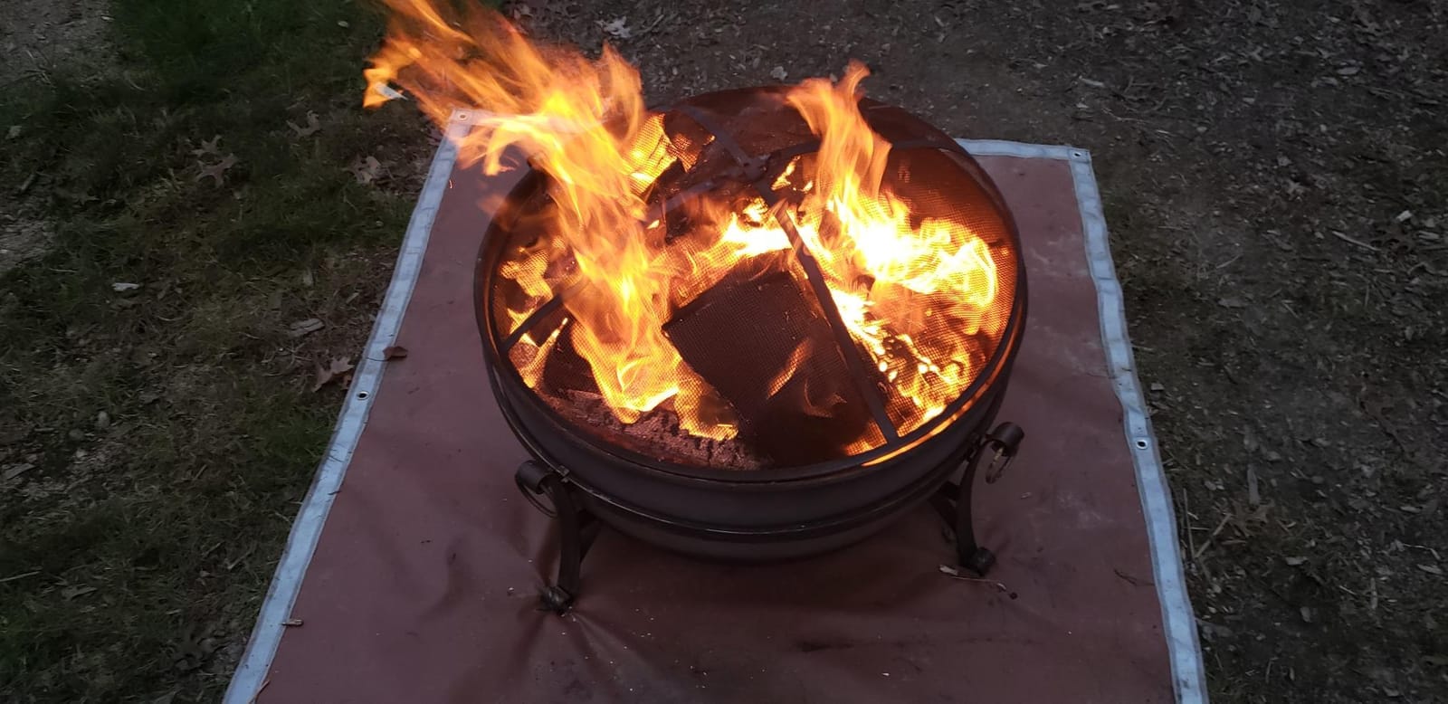 Sunnydaze Large Fire Pit, Wood Burning, Heavy Duty Steel, Dark Bronze, 34