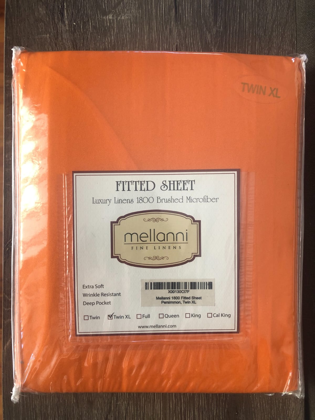 Mellanni Queen Fitted Sheet - Iconic Collection Bedding with up to 16 inch Deep Pocket, Soft & Cooling, Fade & Stain Resistant, 1 PC (Queen, White) customer photo 2