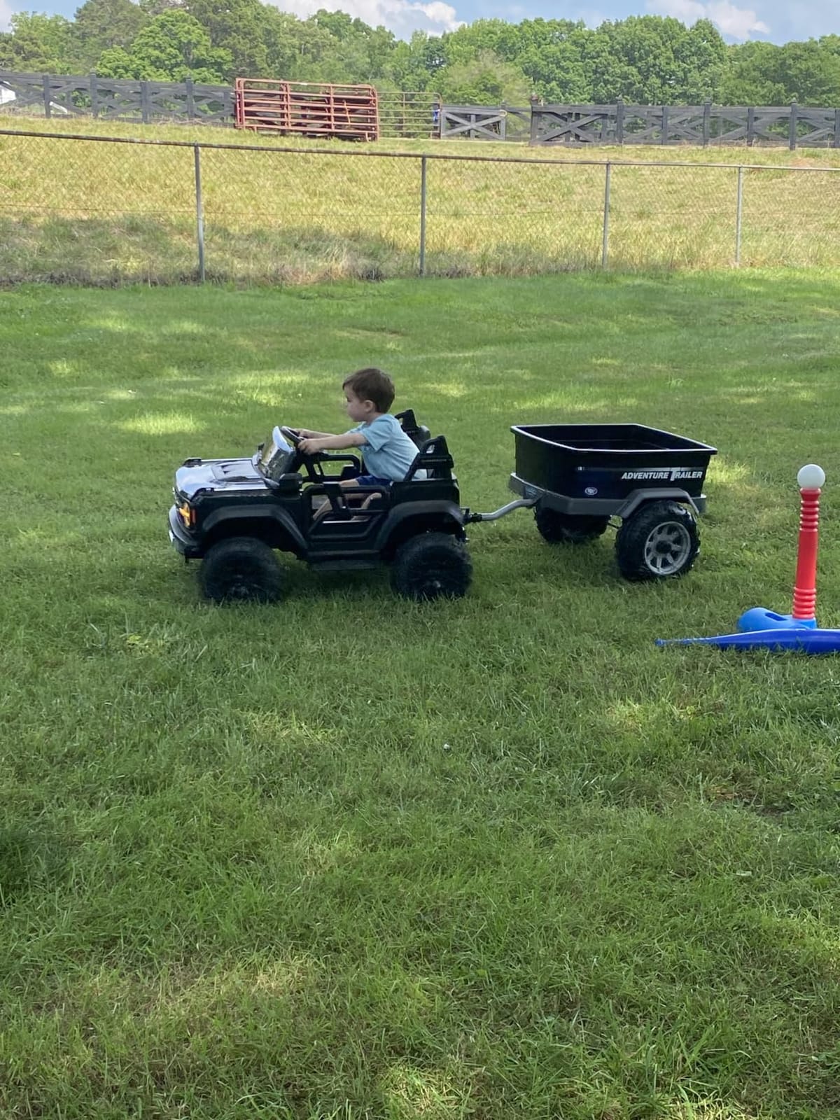 Adventure Trailer Ride On, Black customer photo 1
