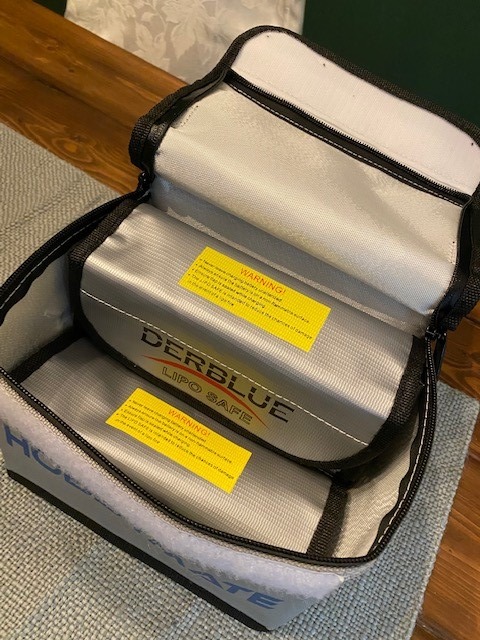 DerBlue 2pcs Fireproof Explosionproof Lipo Battery Safe Bag Lipo Battery Guard Safe Bag (185x75x60mm) customer photo 1