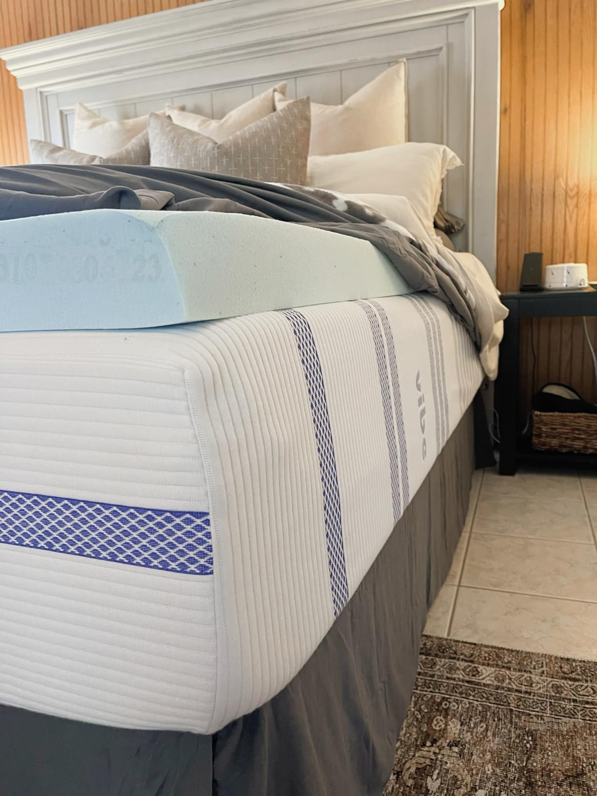 Lucid 3 Inch Memory Foam Mattress Topper, Queen Size - Cooling Gel Bed Topper - Pressure-Relieving Deep Plush Feel - Ventilated Breathable Design - CertiPur Certified customer photo 1