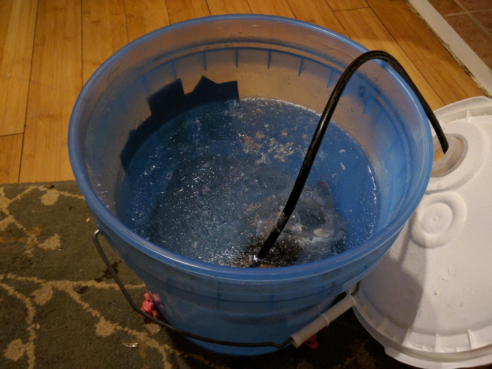 Farm Innovators C-50P Chicken Waterer De-Icer, 150 Watts, Nipple Drinker customer photo 2