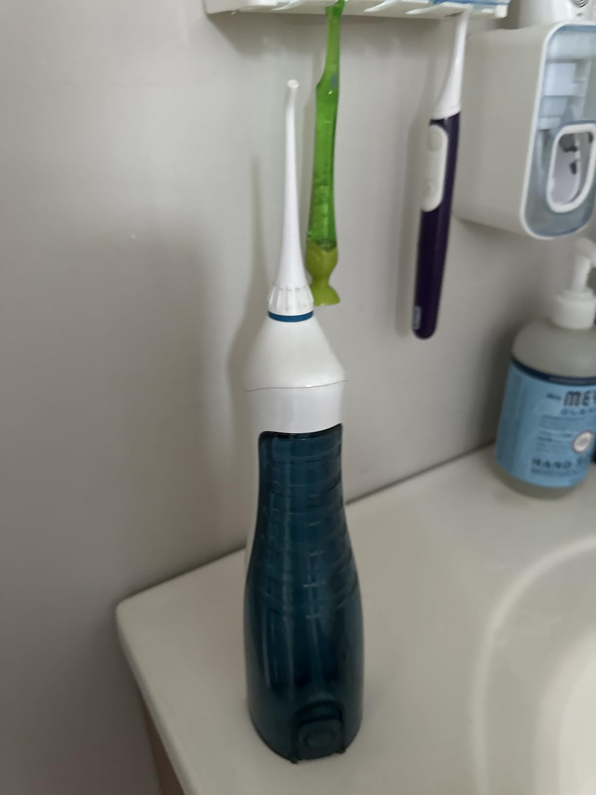 AquaSonic Aqua Flosser Water Flosser, ADA Accepted, White customer photo 1