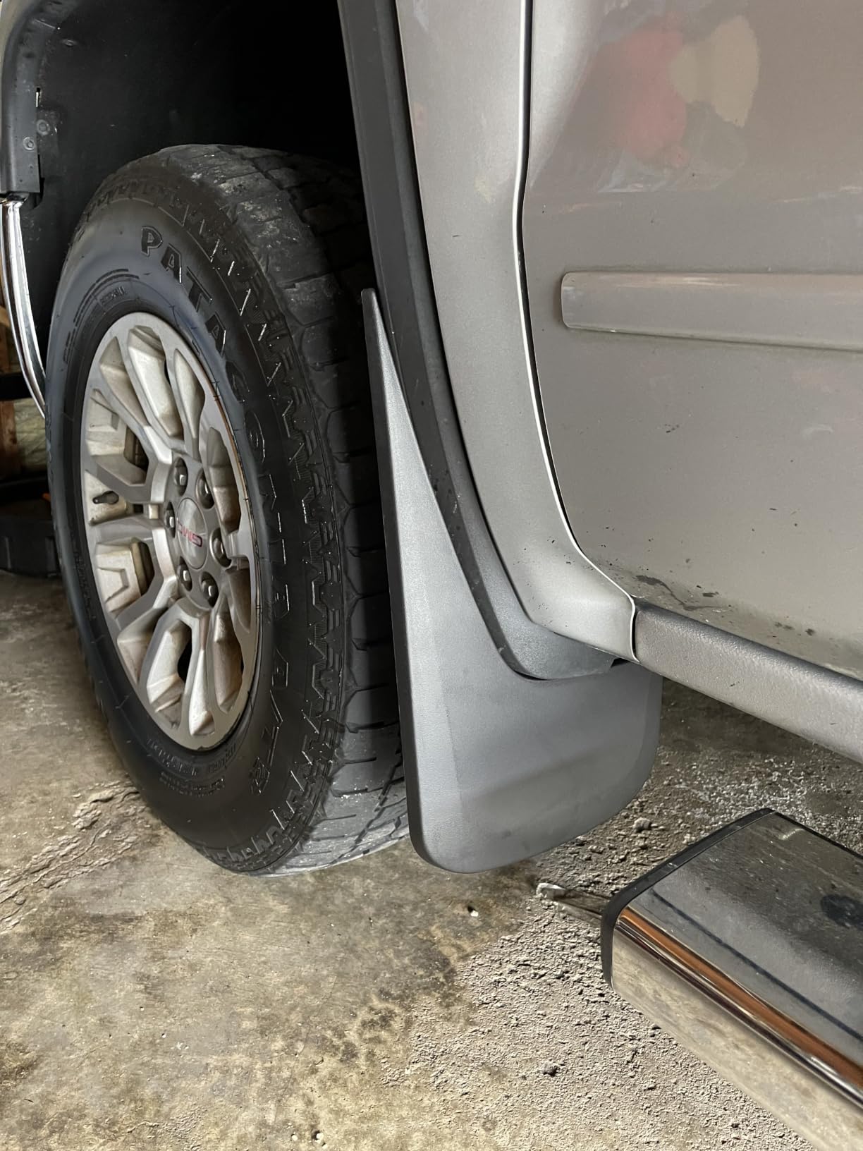 Husky Liners Mud Guards | Front and Rear Mud Guards - Black | 56886 | Fits 2014-2018 Chevrolet Silverado 1500, 2015-2019 Silverado 2500/3500, 2019 Silverado 1500 LD w/ Single Rear Wheels 4 Pcs customer photo 1