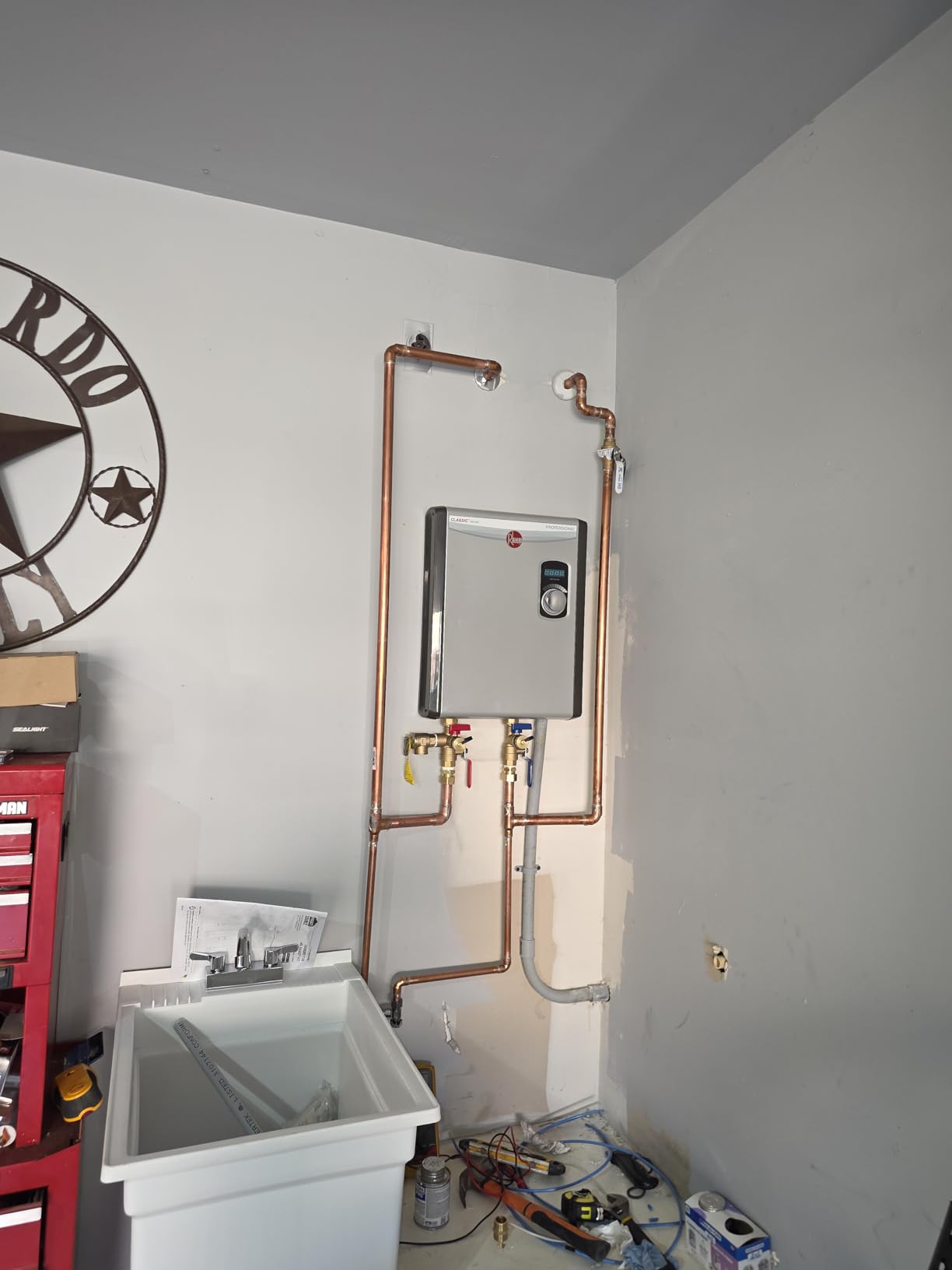 Rheem RTEX-08, 8kW Professional Classic 240V Tankless Electric Water Heater customer photo 1