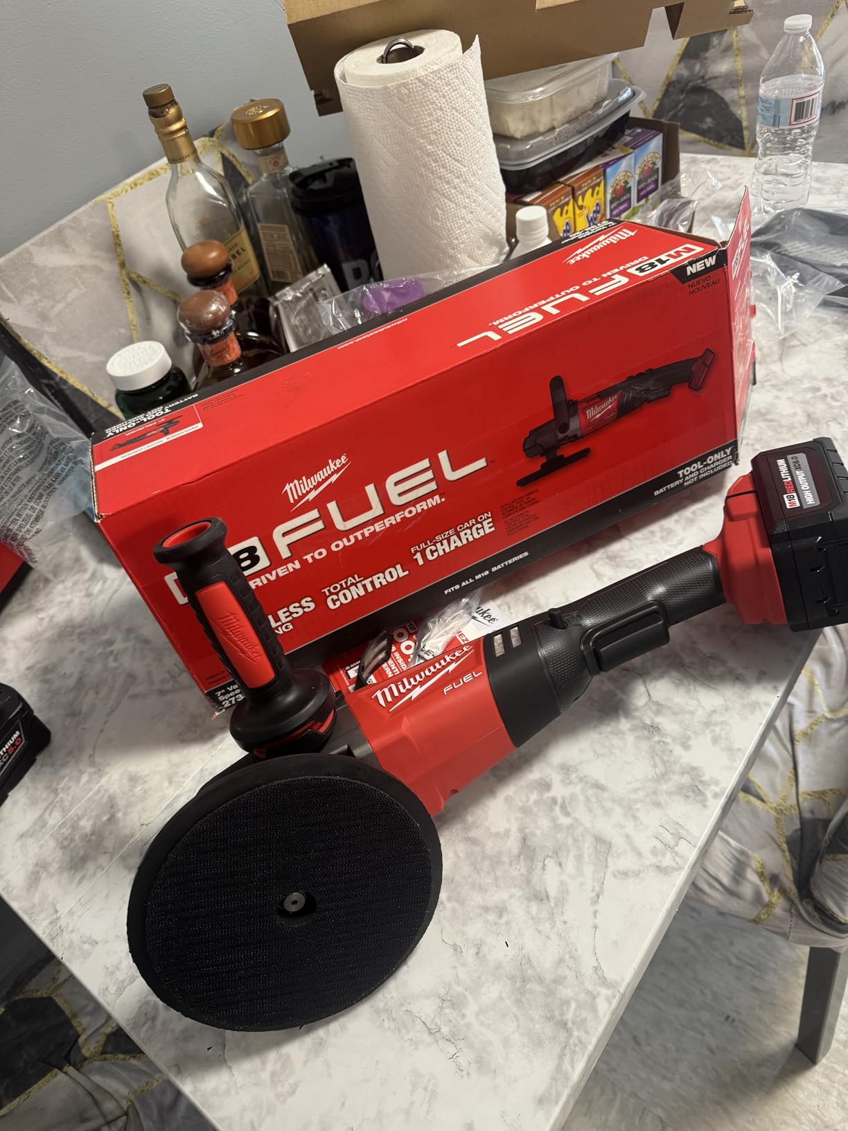 Milwaukee 2738-20 M18 18-Volt Fuel Lithium-Ion Brushless Cordless 7 inch Variable Speed Polisher (Tool-Only) customer photo 2