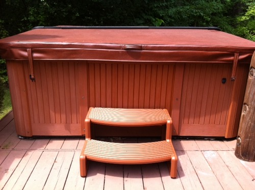 Confer Plastics Resin Multi Purpose Outdoor Non Slip Portable Spa and Hot Tub Handi-Step Deck Patio Steps Accessories, Deep Grey customer photo 1