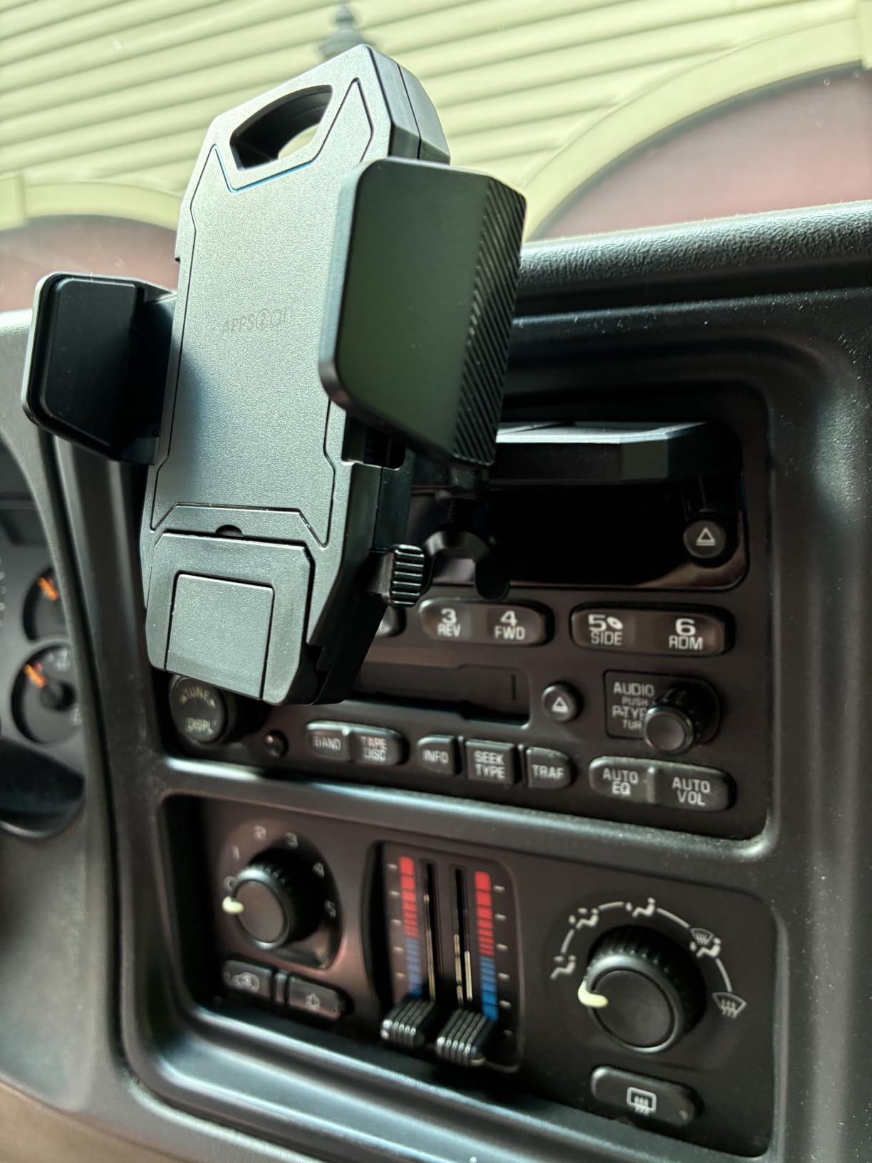 APPS2Car Sturdy CD Slot Phone Mount with One Hand Operation Design | Hands-Free Car Phone Holder, 360° Rotation, Easy Removal, Universally Compatible with All iPhone & Android Phones Smartphone customer photo 2