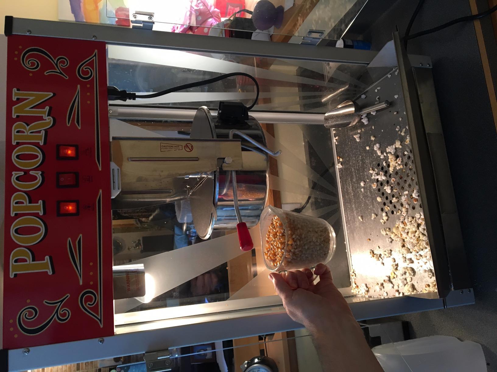 Great Northern Midway Marvel Commercial Quality Popcorn Popper Machine 16 Ounce | Large Popcorn Maker Machine with 16oz Kettle Popper with Old Maids Drawer, Warming Tray, Scoop - Pops 7 Gallon Batches customer photo 1
