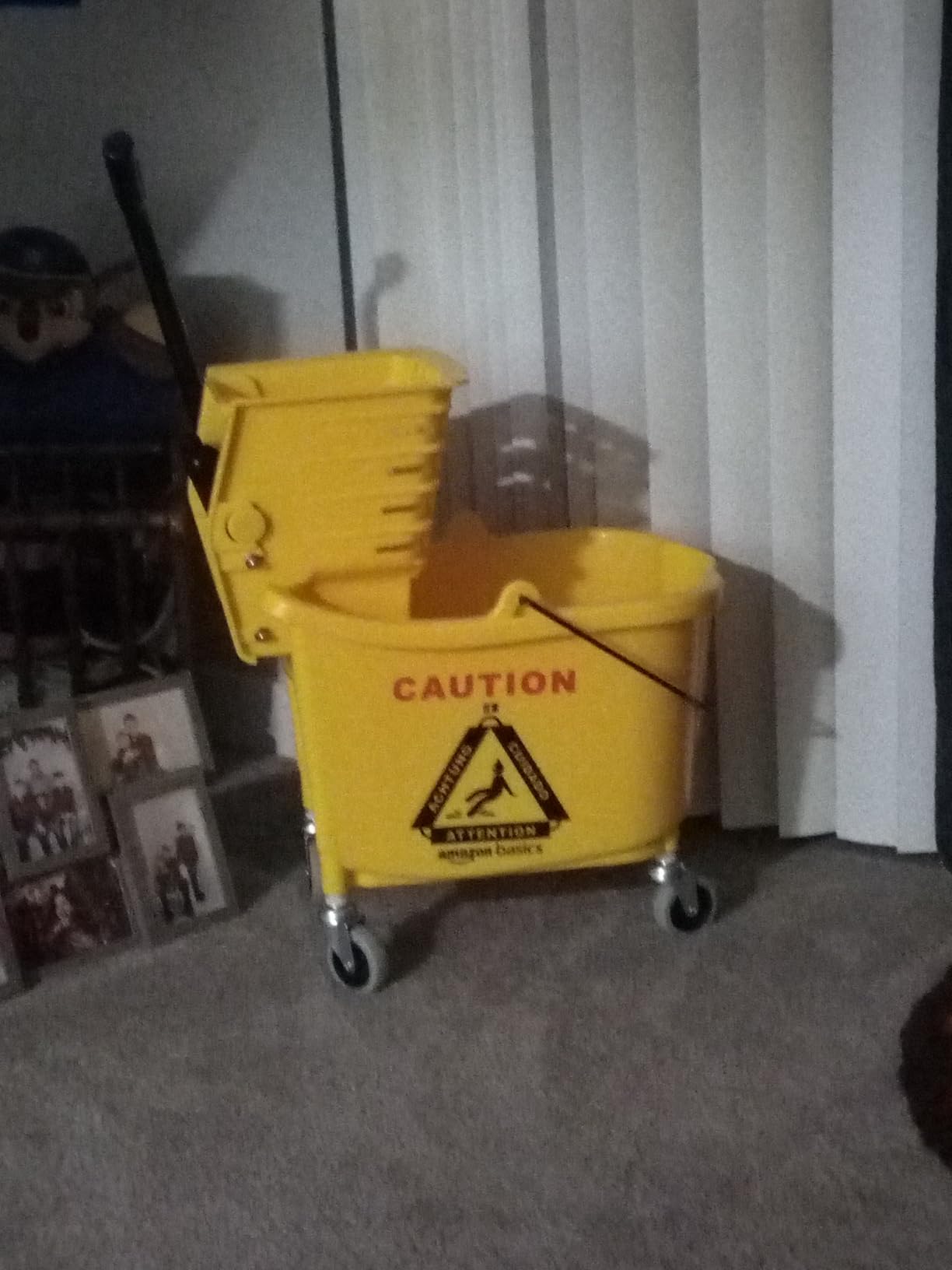Amazon Basics Commercial Side Press Wringer Floor Cleaning Mop Bucket on Wheels, 35-Quart, Yellow customer photo 1