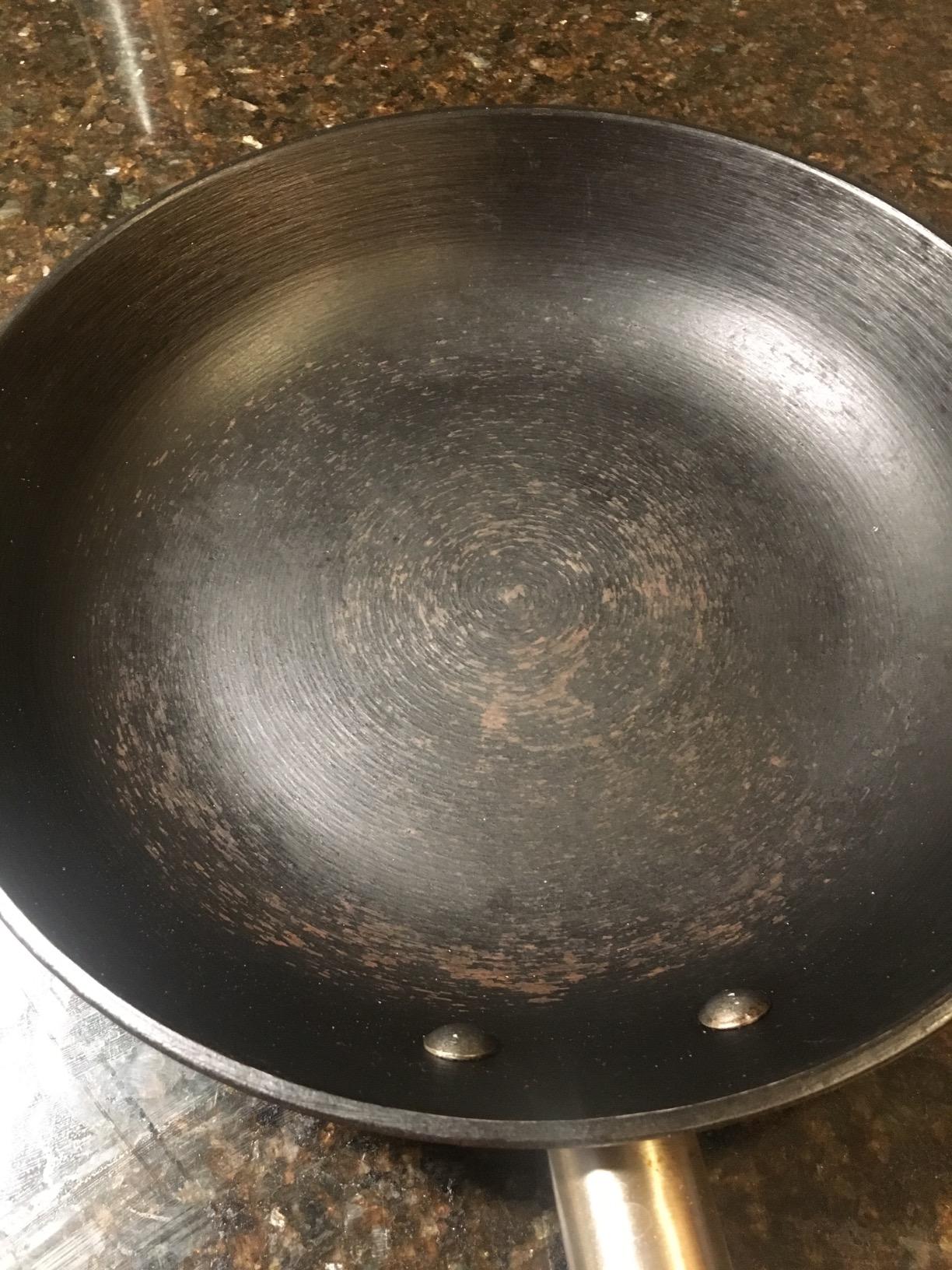 IMUSA USA S Light Cast Iron Pre-Seasoned Non-Stick Saute Pan with Stainless Steel Handle 11-Inch, Black customer photo 1