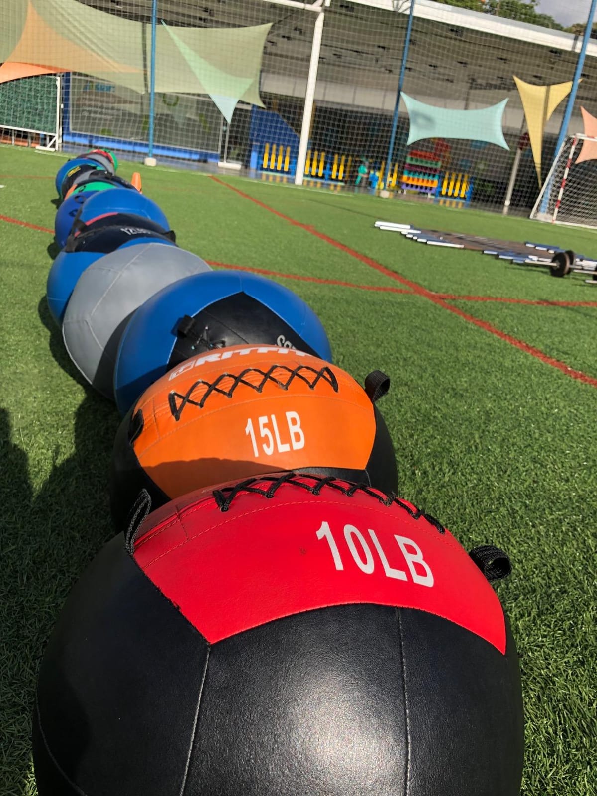 RitFit Soft Medicine Ball for Strength and Conditioning Workouts - Wall Ball Soft Shell for Strength & Conditioning, Cross Training customer photo 1